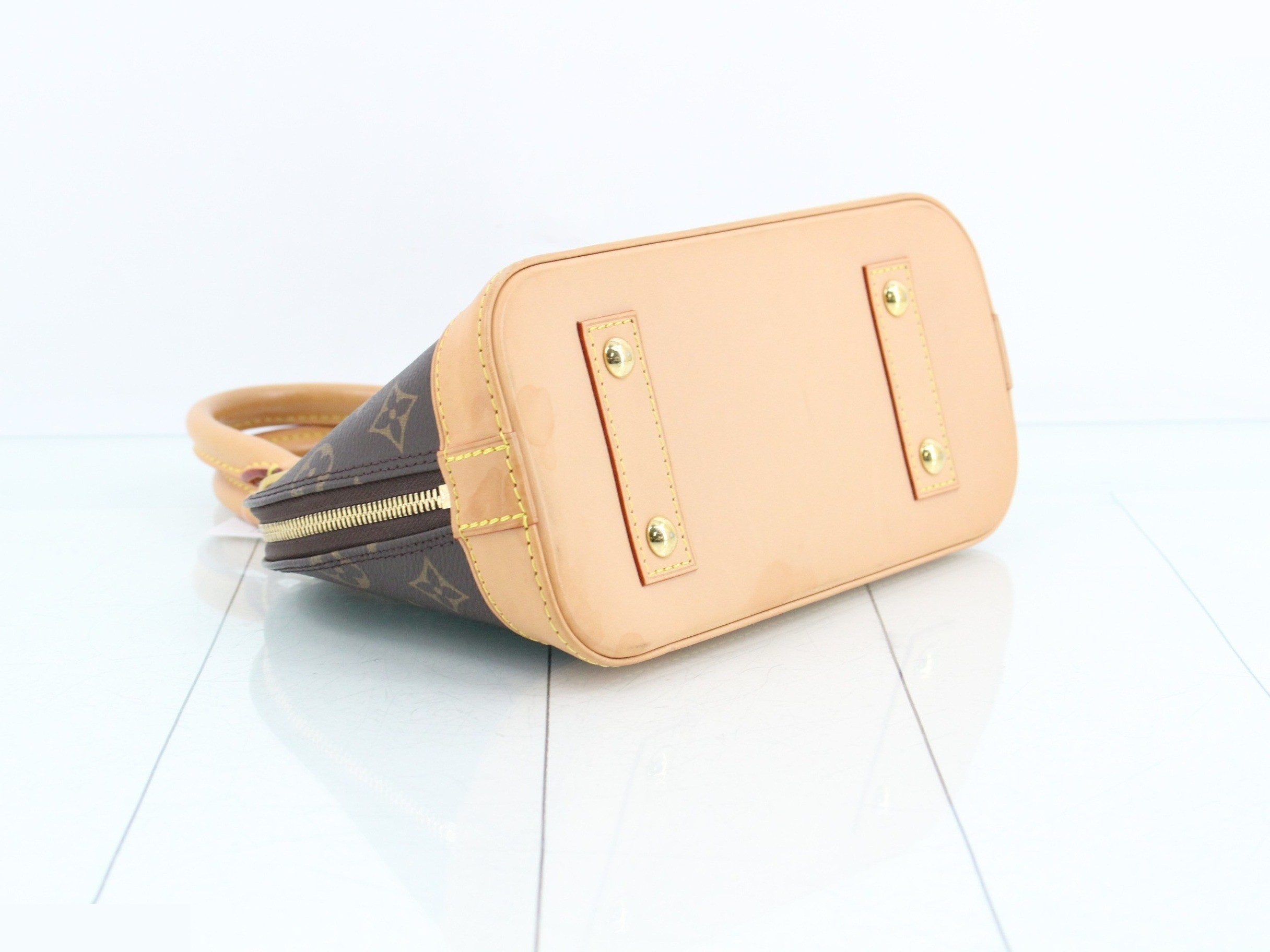 Animogram Alma BB 2-Way Handbag — view 5
