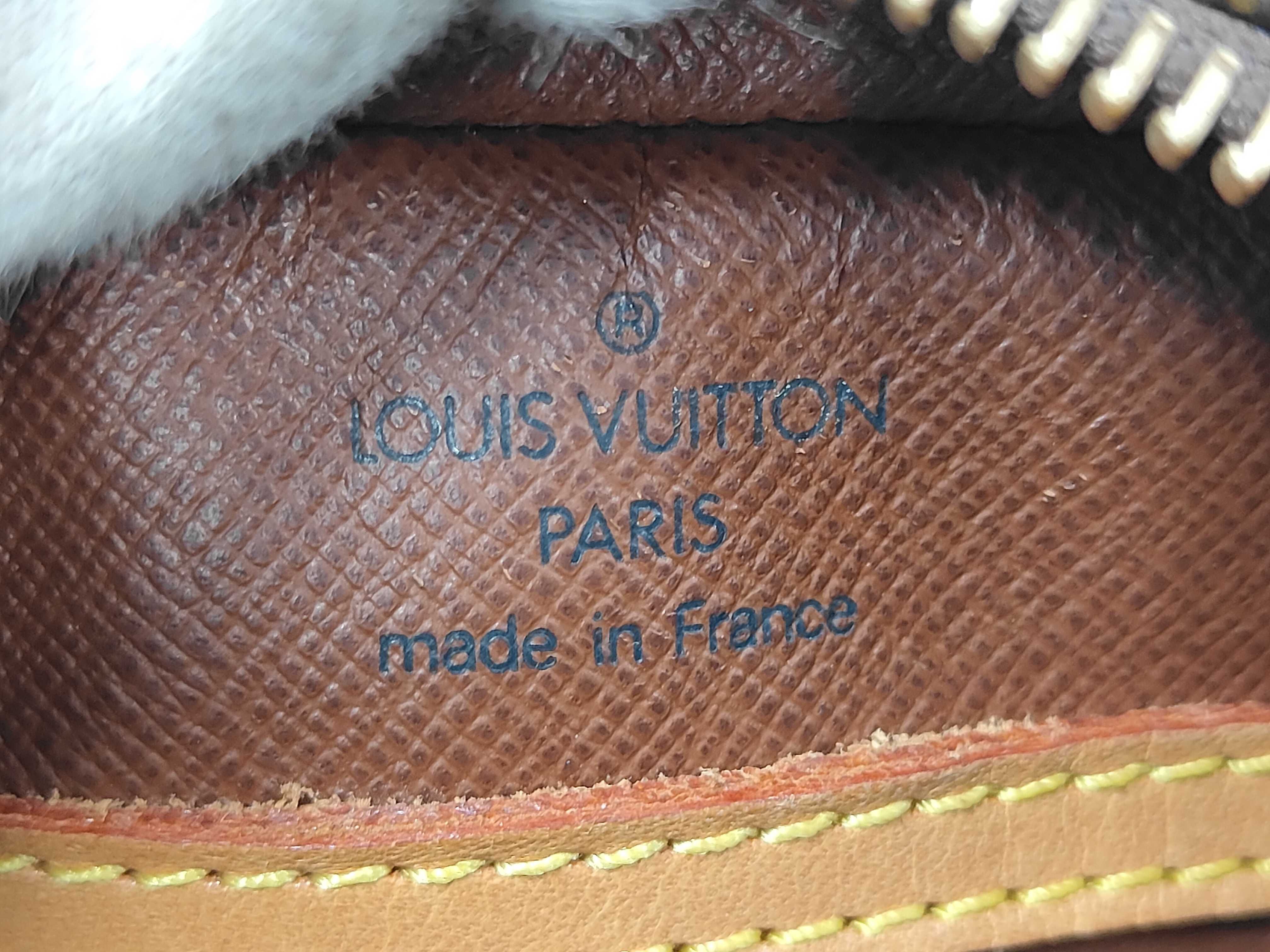 Monogram Blois M51221 Shoulder Bag — view 9