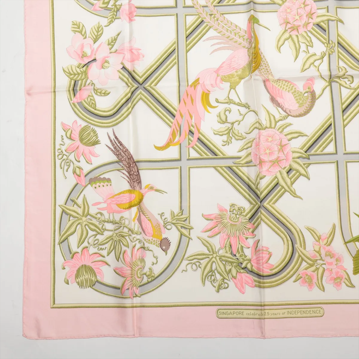 Carre 90 Scarf Silk Pink — view 5
