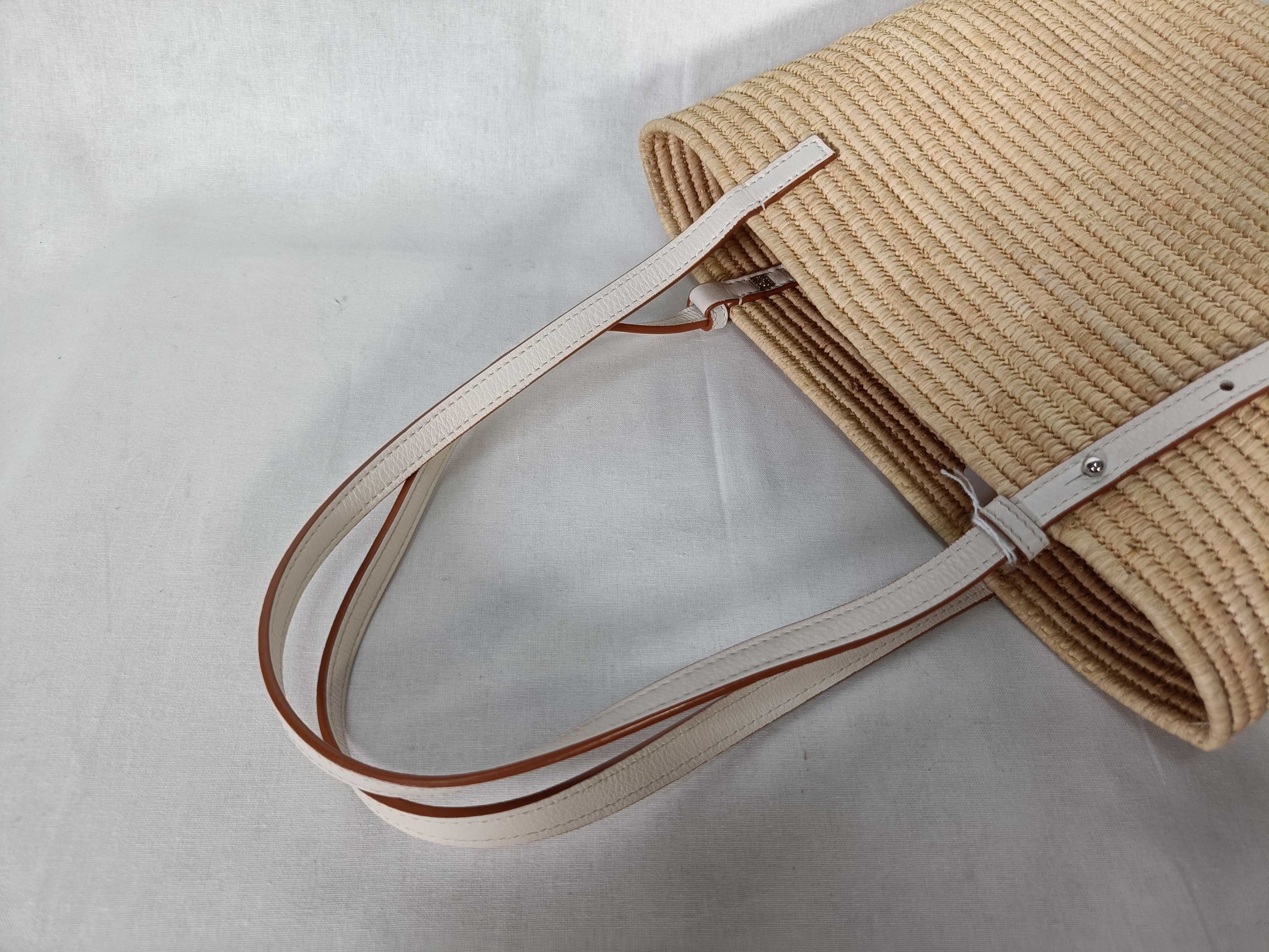FR - Square Basket Small Raffia x Leather Tote Bag White Handbag — view 5