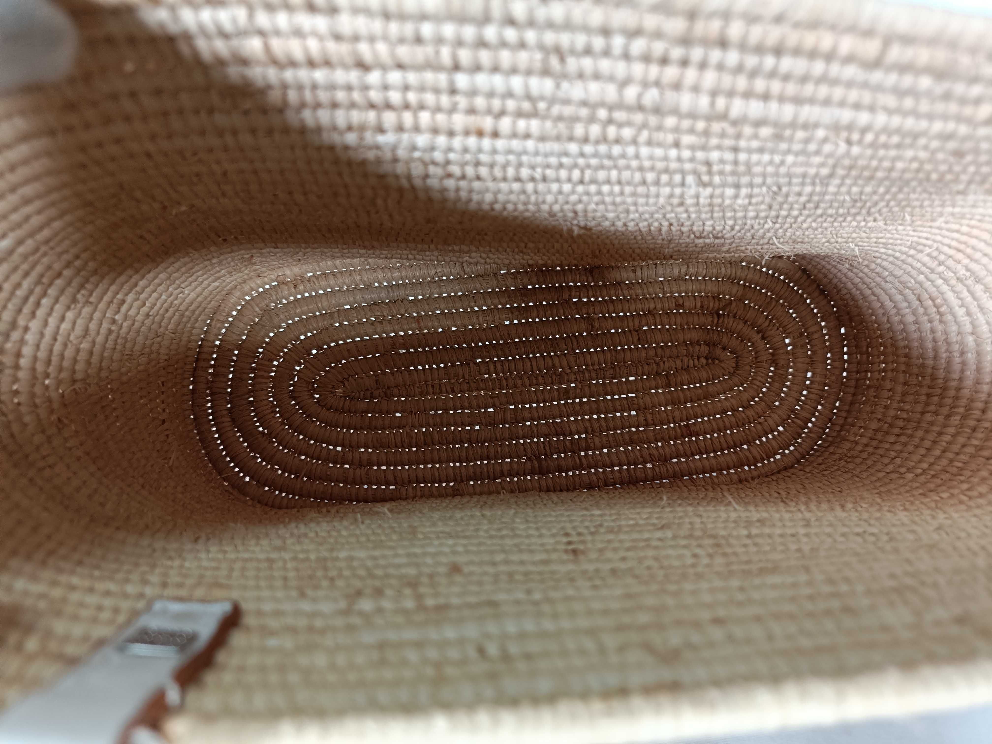 FR - Square Basket Small Raffia x Leather Tote Bag White Handbag — view 8
