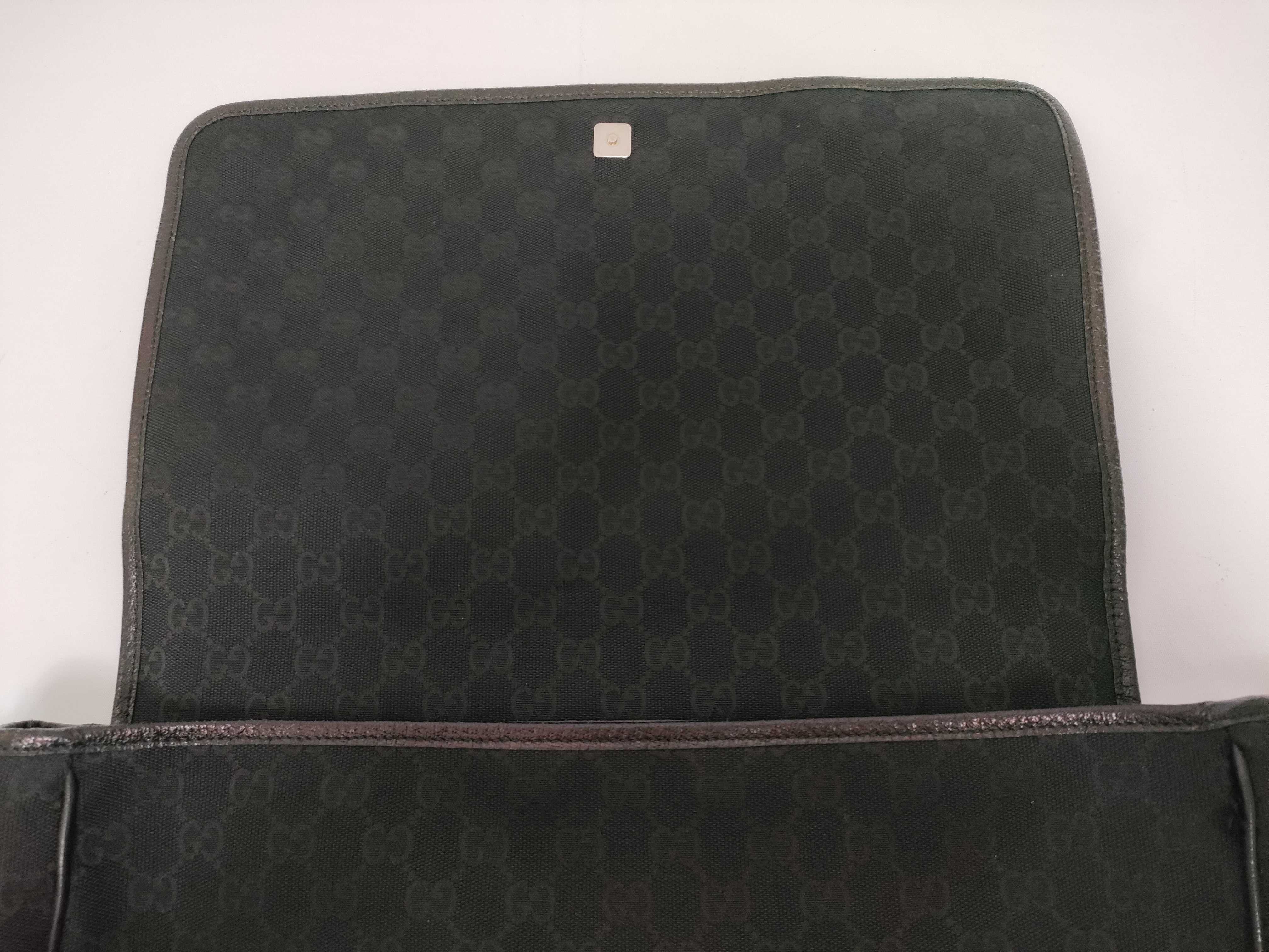 GG Canvas Shoulder Bag — view 8