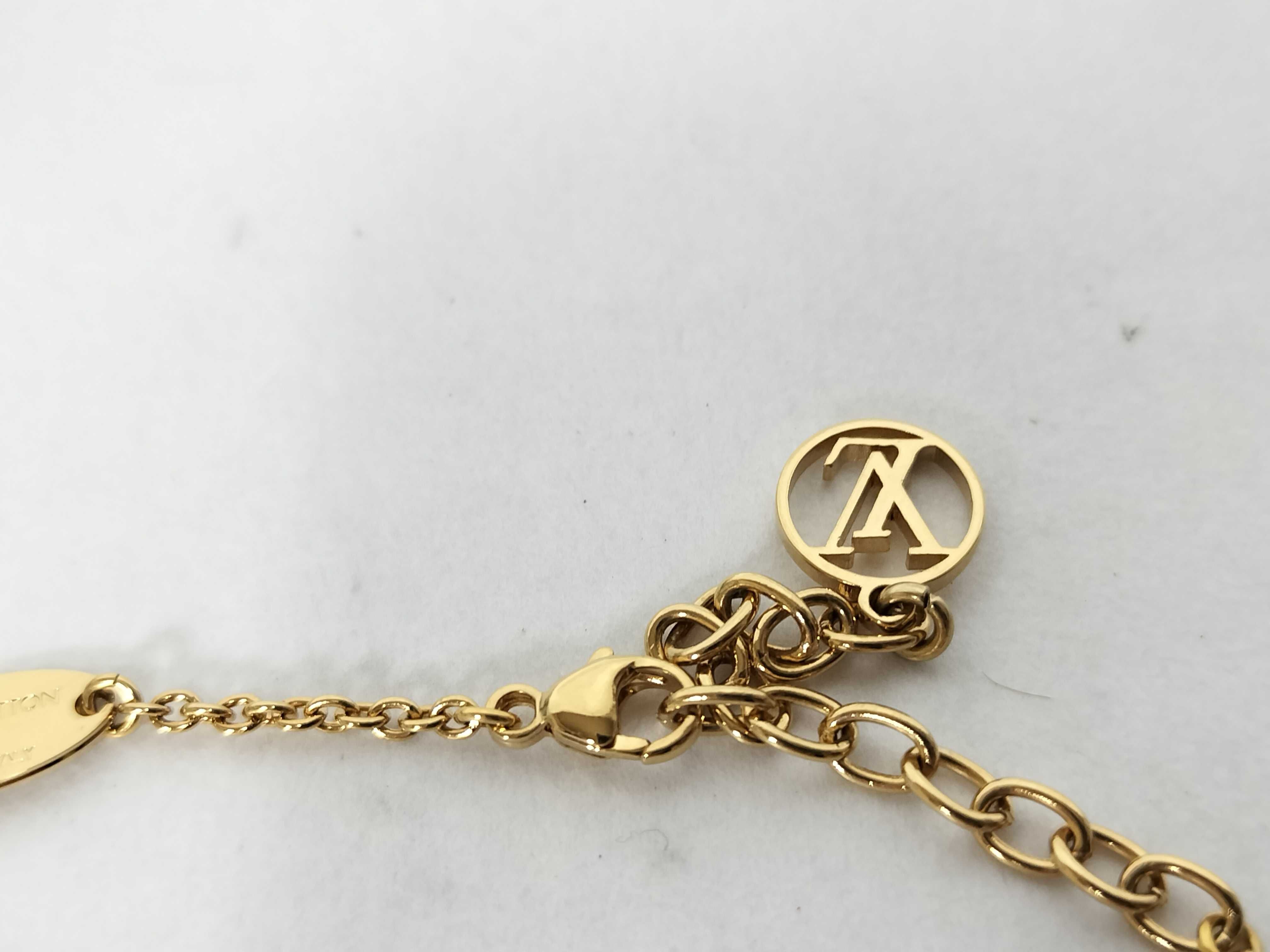Essential V Bracelet M61084 OB0270 Bracelet/Bangle — view 3
