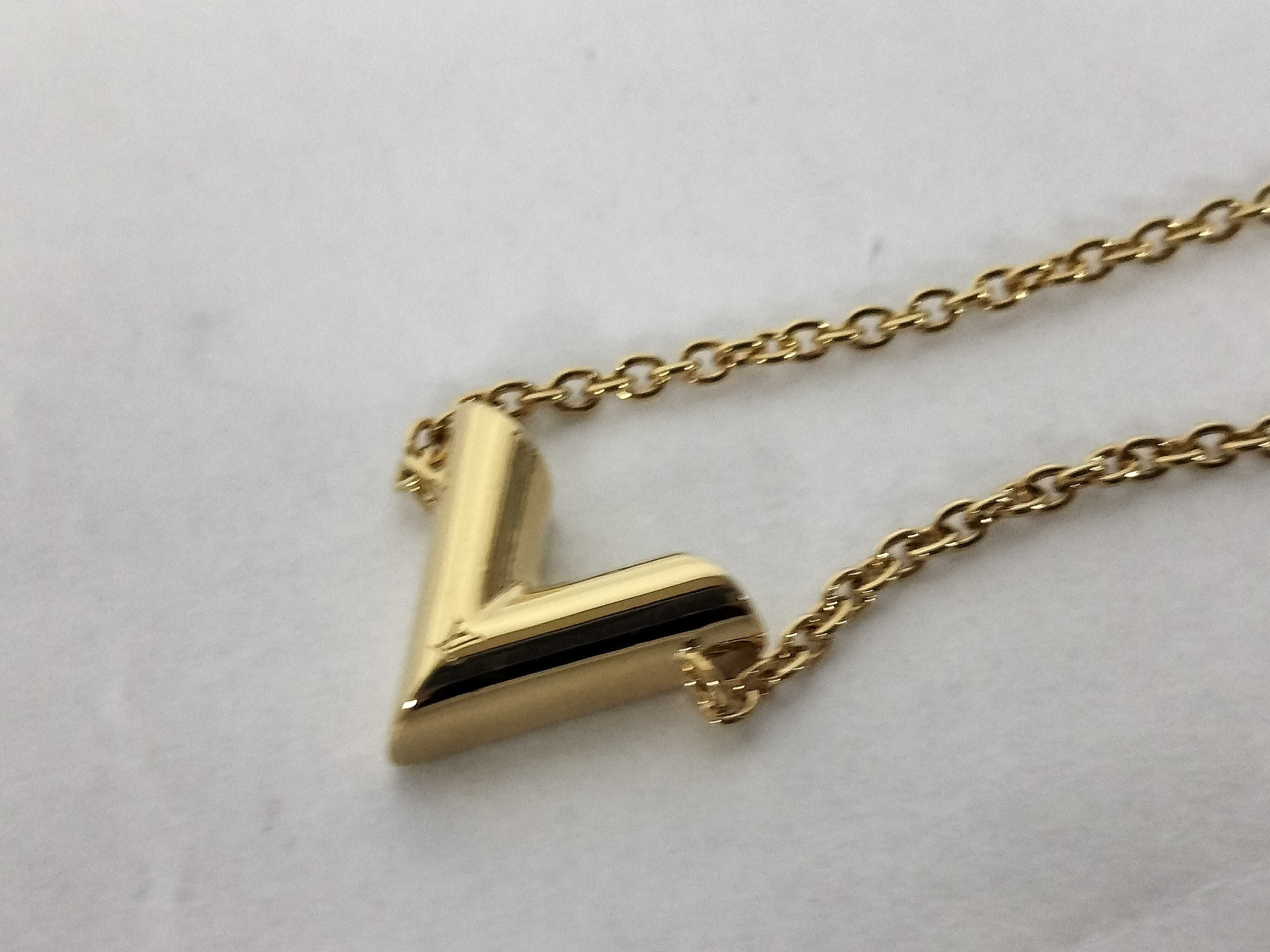 Essential V Bracelet M61084 OB0270 Bracelet/Bangle — view 6