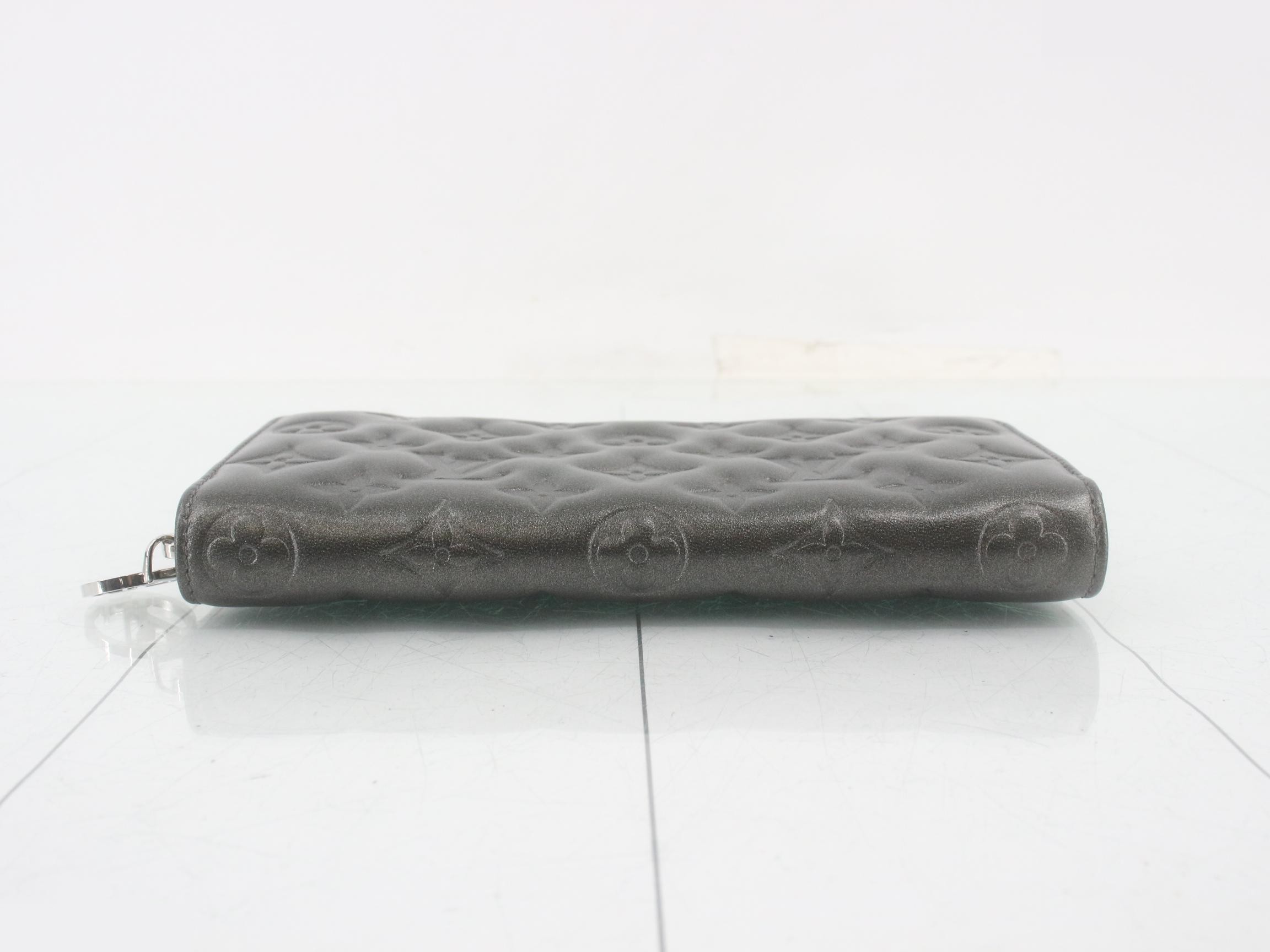Zippy Wallet Cushion Anthracite Lamb Leather — view 3