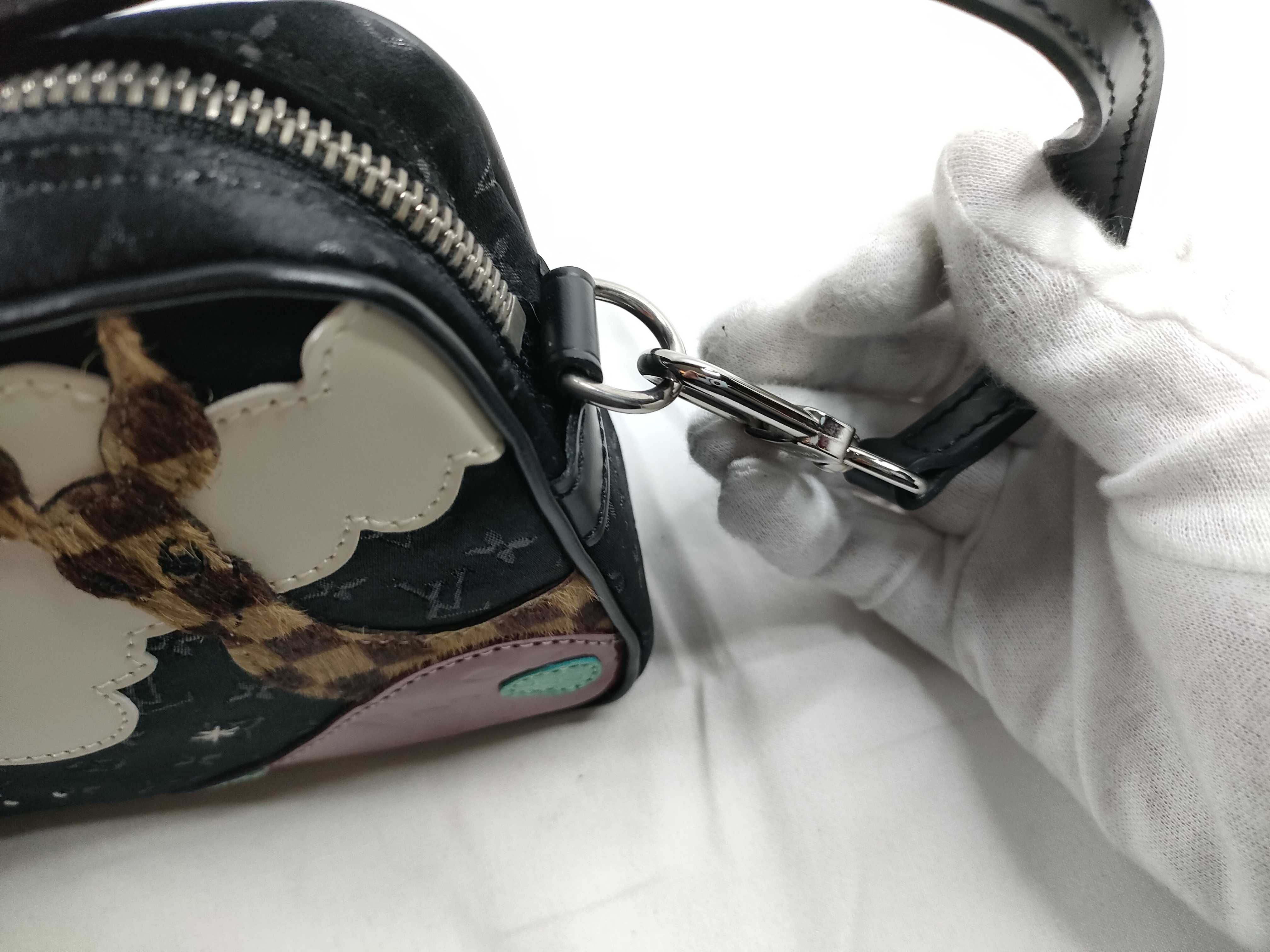 Monogram Mini Louis Vuitton Black Monogram Mini Satin Pochette Conte de Fée M92275 Shoulder Bag — view 8