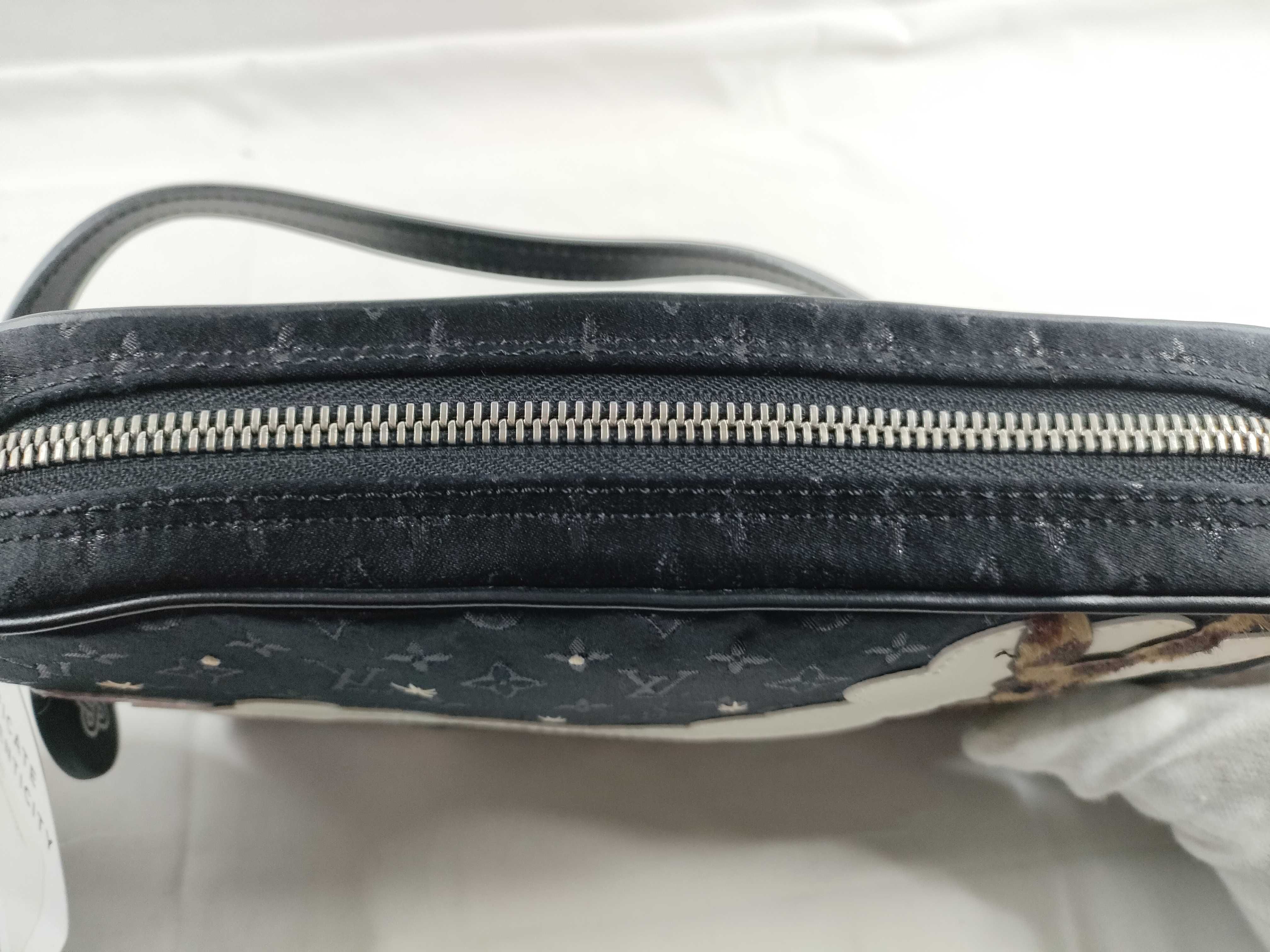 Monogram Mini Louis Vuitton Black Monogram Mini Satin Pochette Conte de Fée M92275 Shoulder Bag — view 9