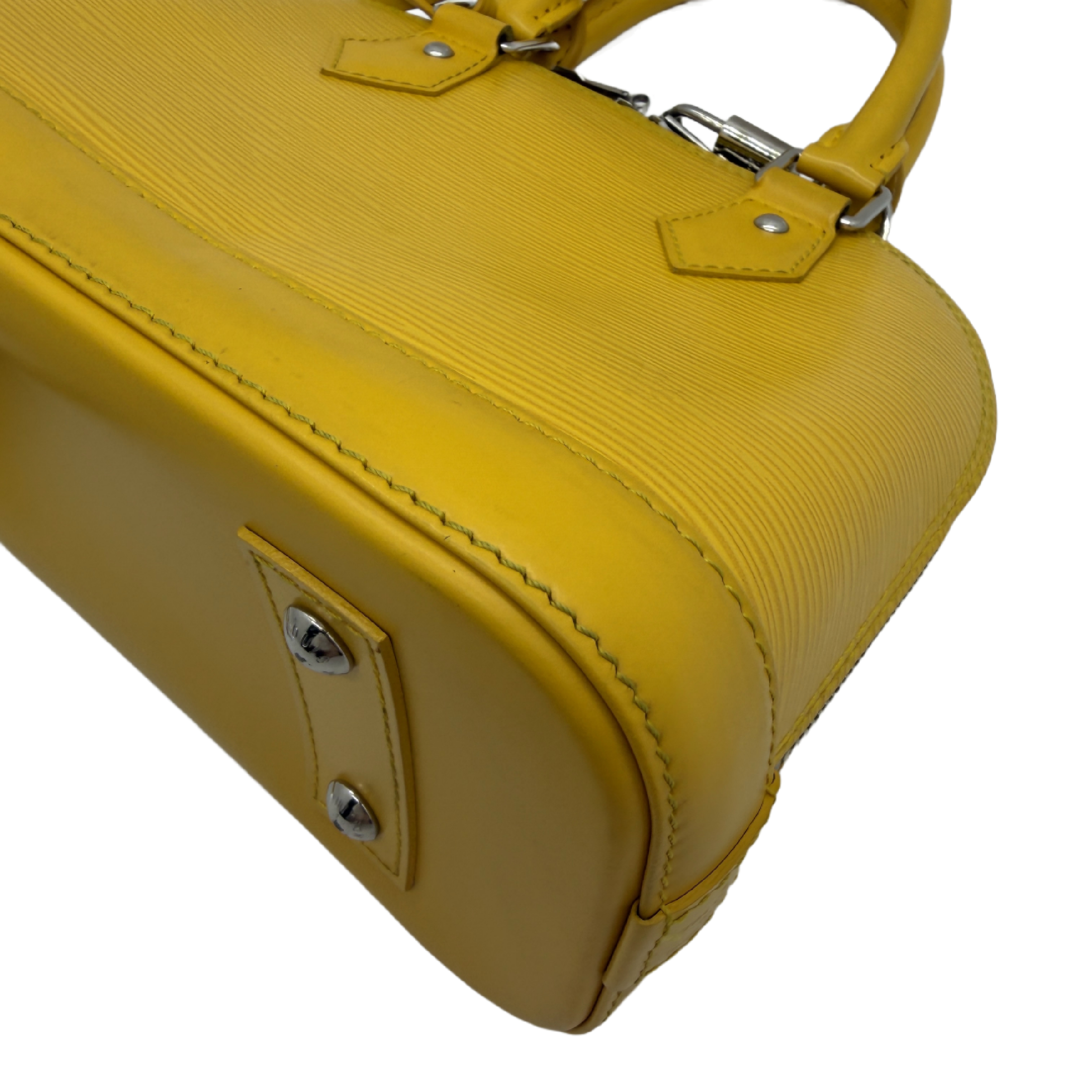 Epi Alma Handbag Shoulder Bag — view 7