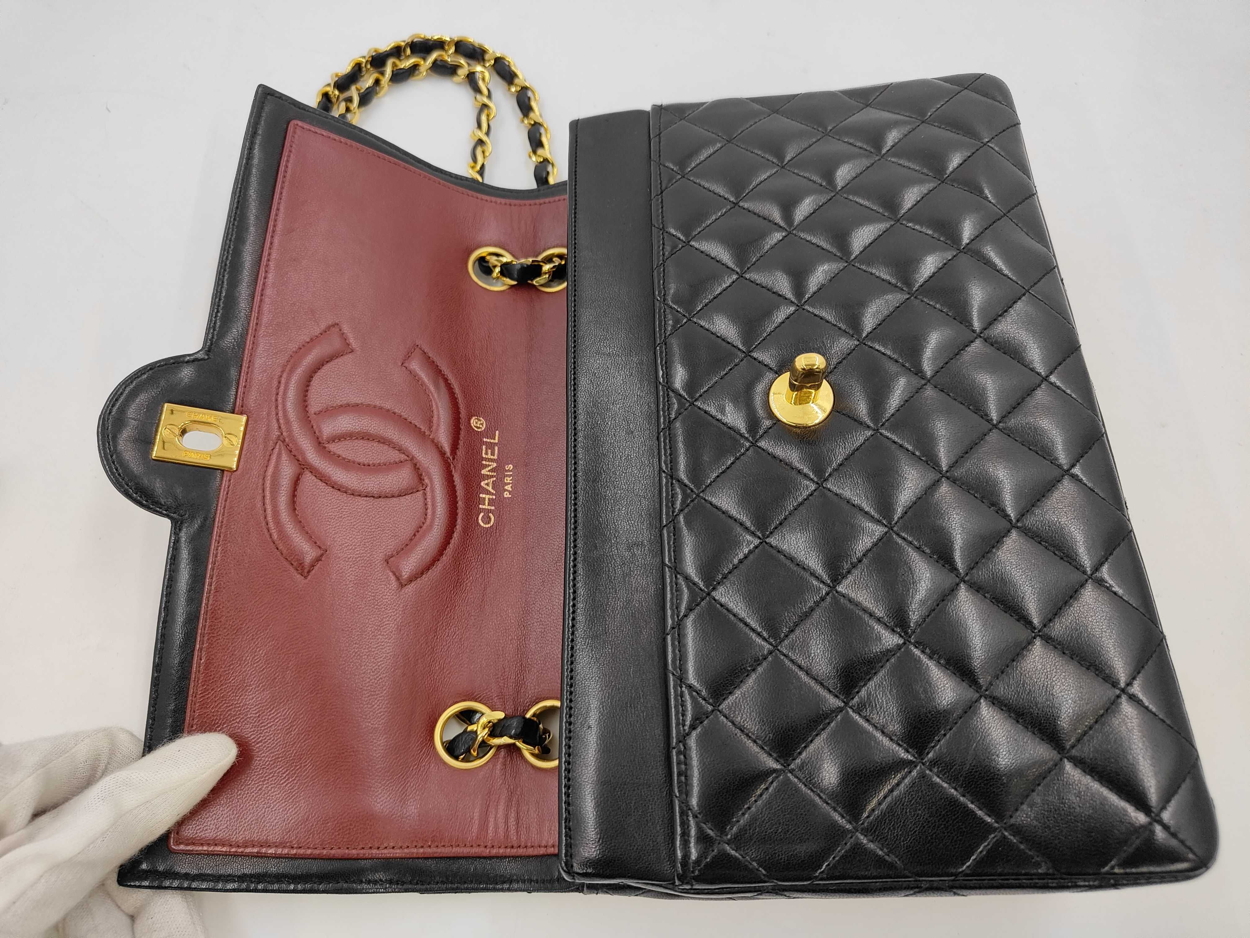 Matelassé 25 Lambskin Circle Shoulder Bag — view 8