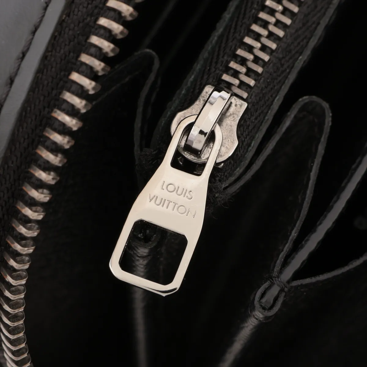 Monogram Eclipse Zippy XL M61698 CA1200 Black Round Zip Wallet — view 12