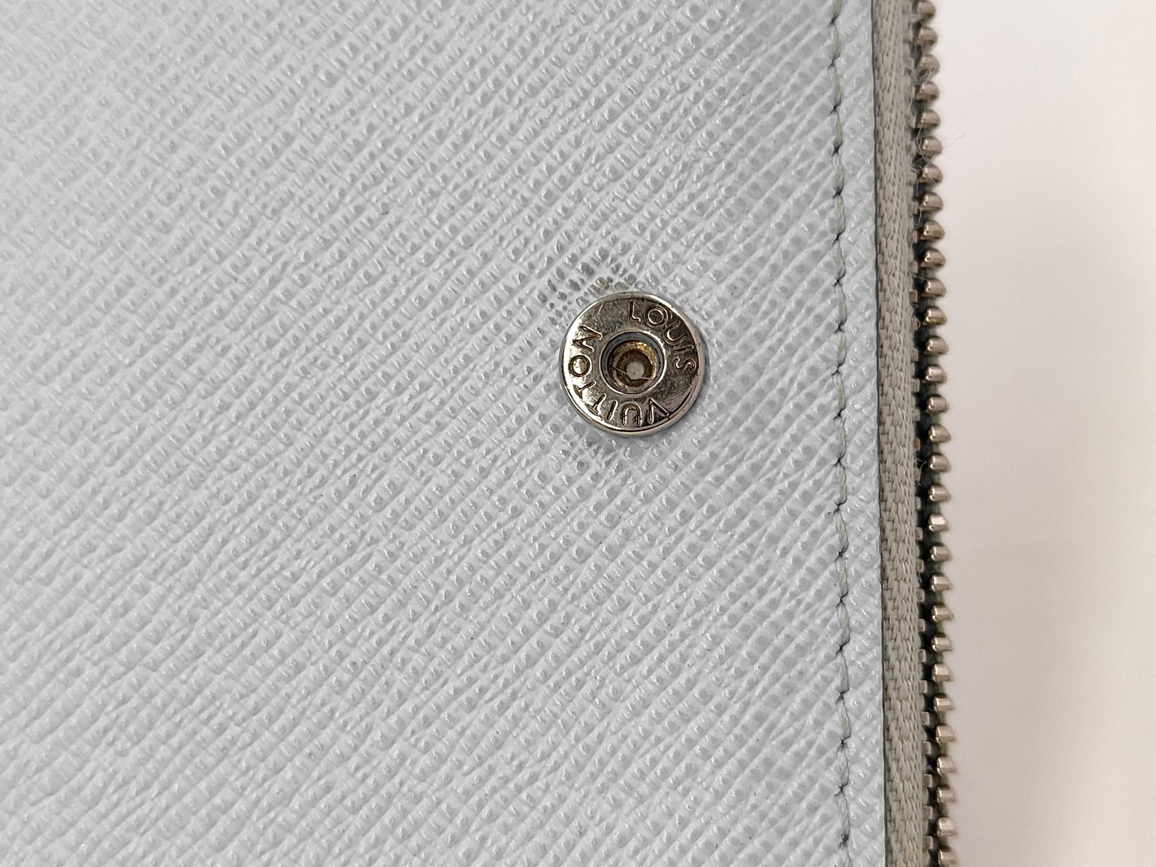 Monogram Louis Vuitton Monogram Portefeuille Lou Washed Blue M82377 / IC card not working wallet — view 11