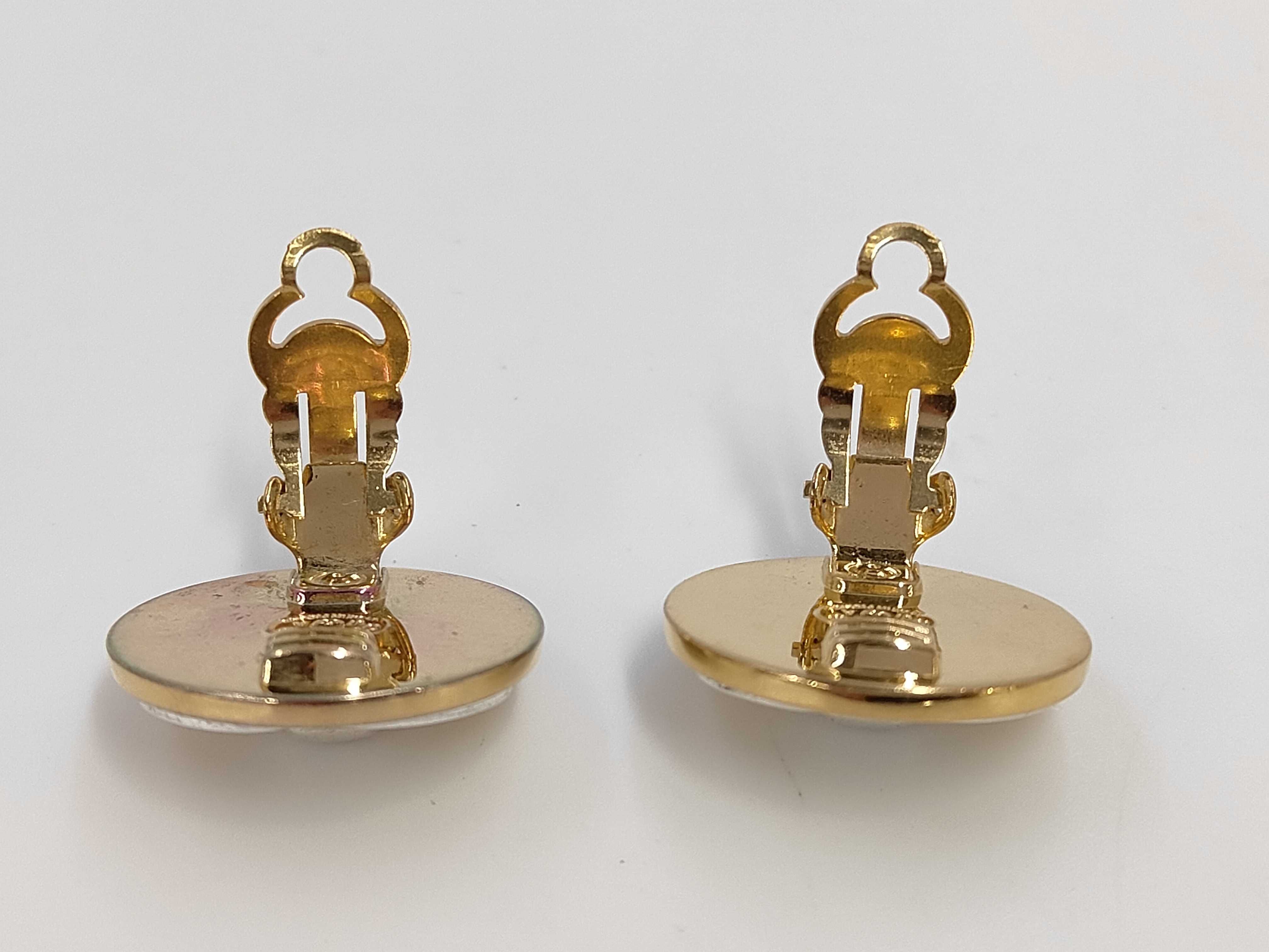 earrings, turnlock style, gold and silver, 2.5cm diameter, item number 97A. — view 5