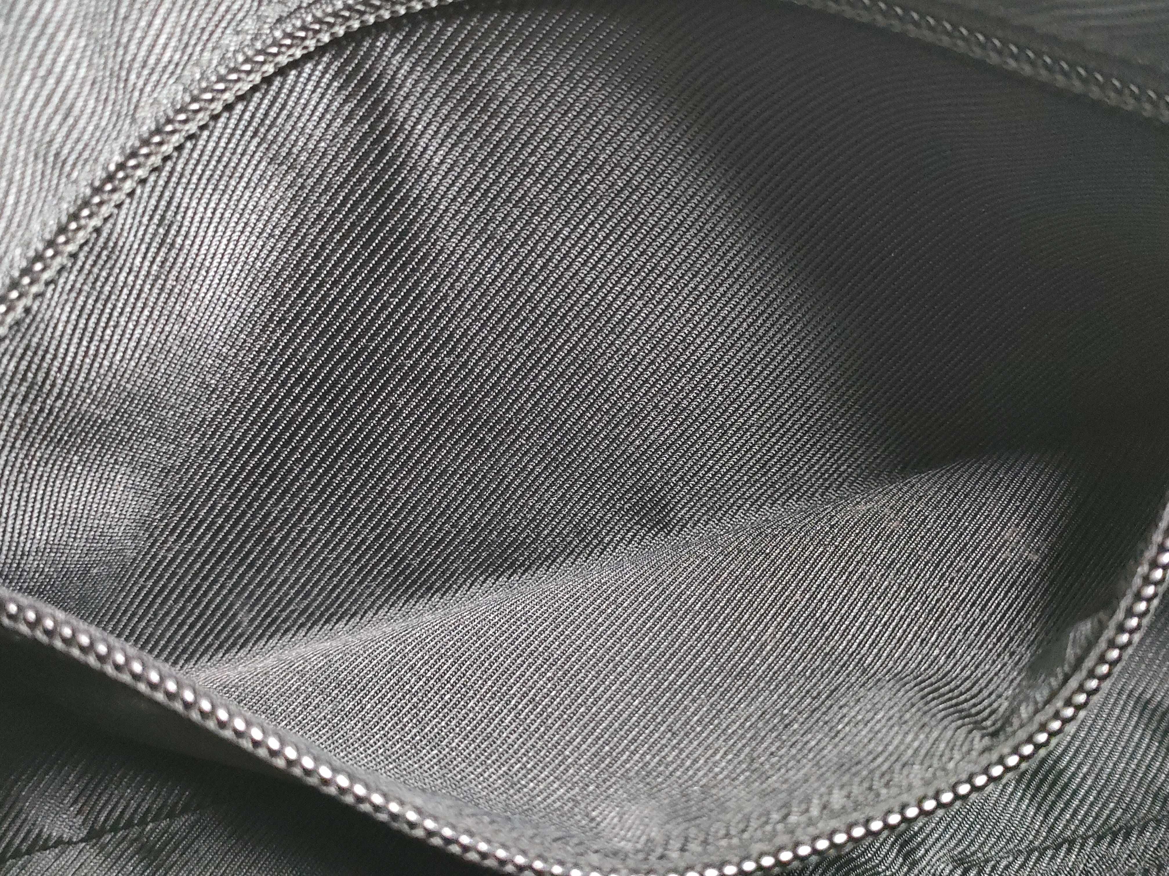 GG Canvas Gucci Supreme Canvas Shoulder Bag — view 11