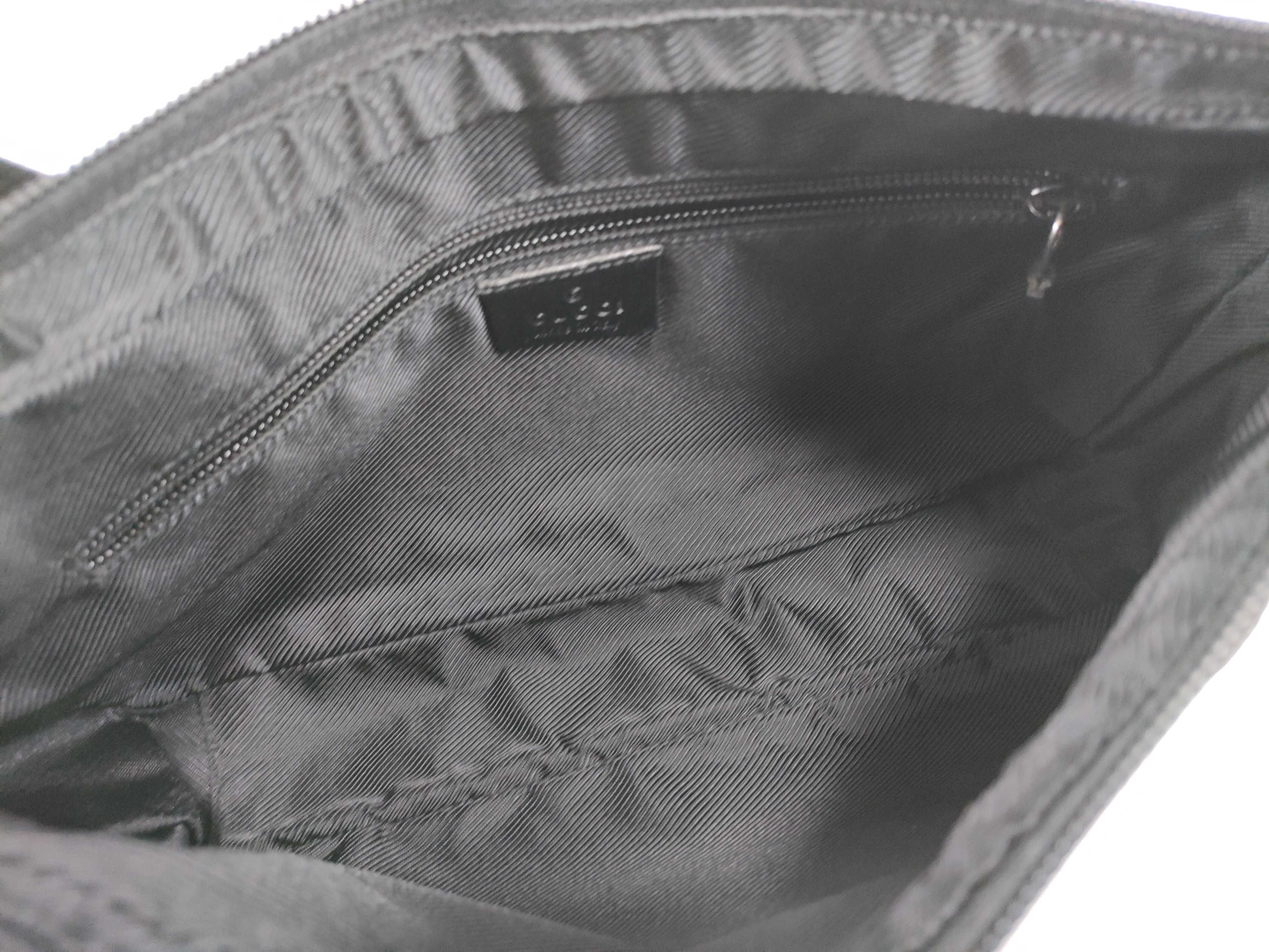 GG Canvas Gucci Supreme Canvas Shoulder Bag — view 10