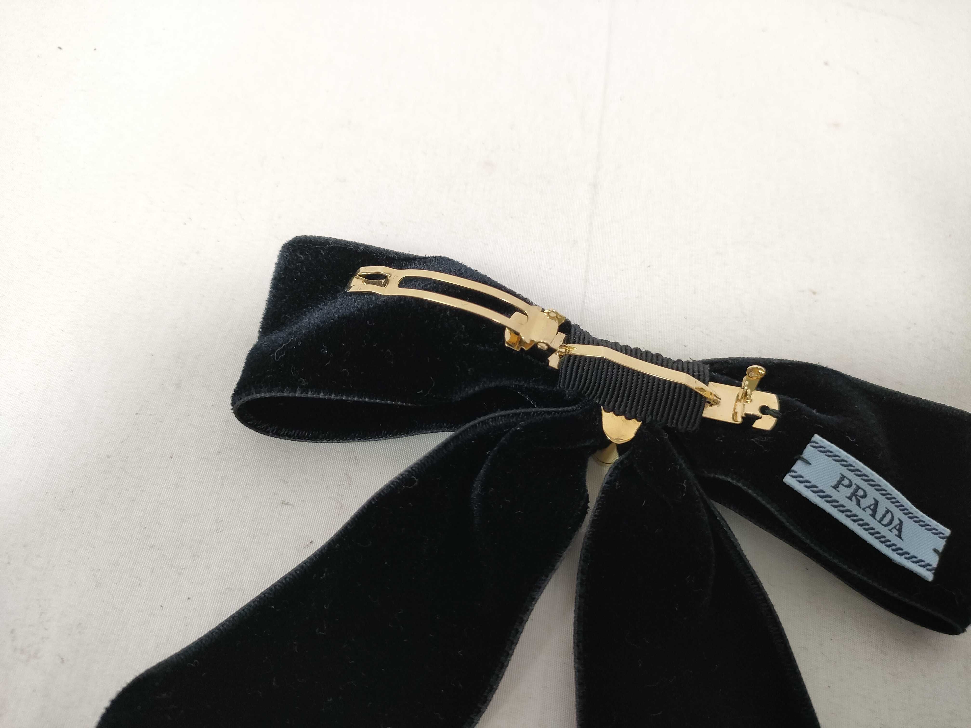 Velvet Hair Clip (IY9150) Hair Accessory — view 5