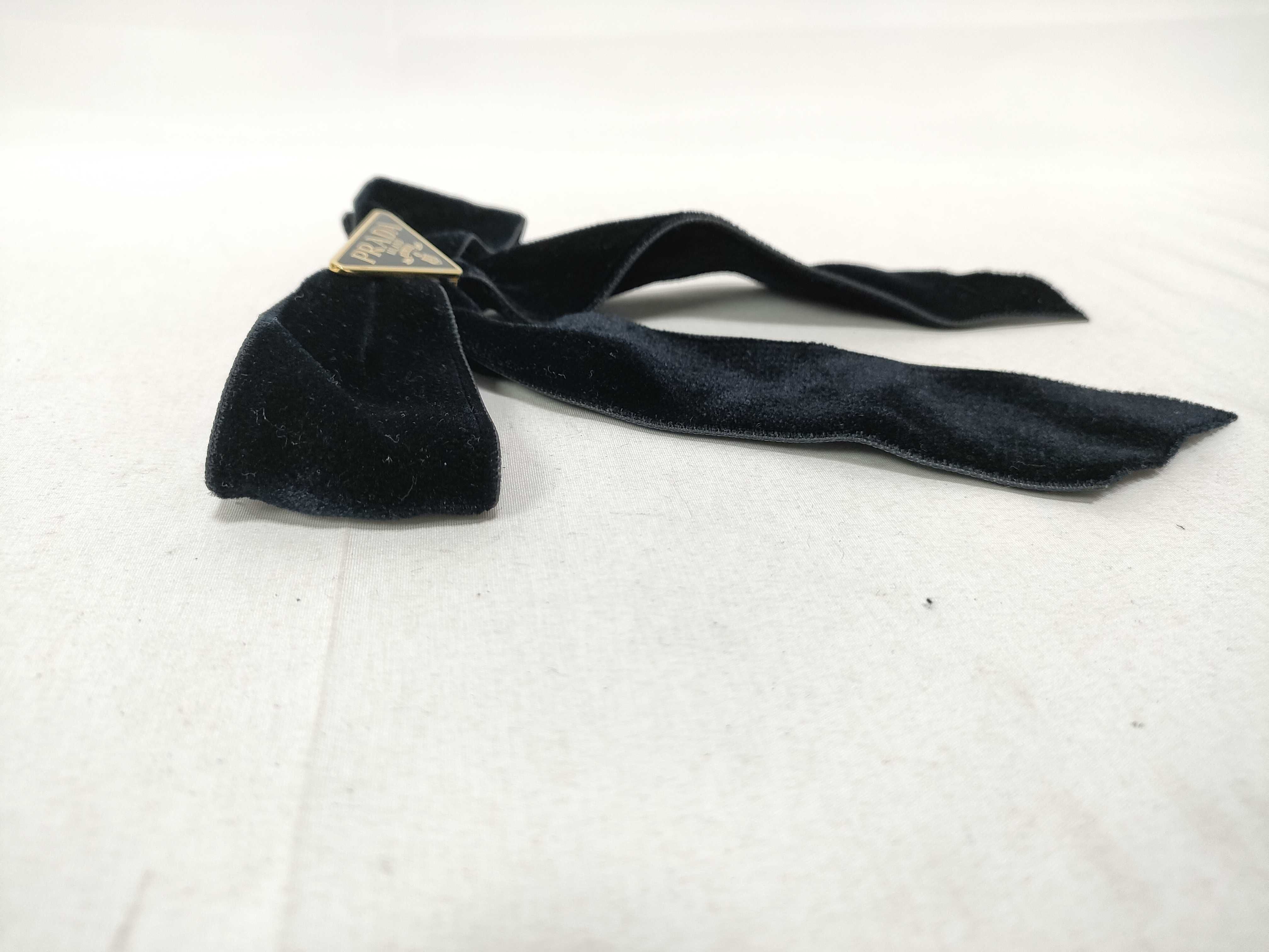 Velvet Hair Clip (IY9150) Hair Accessory — view 8