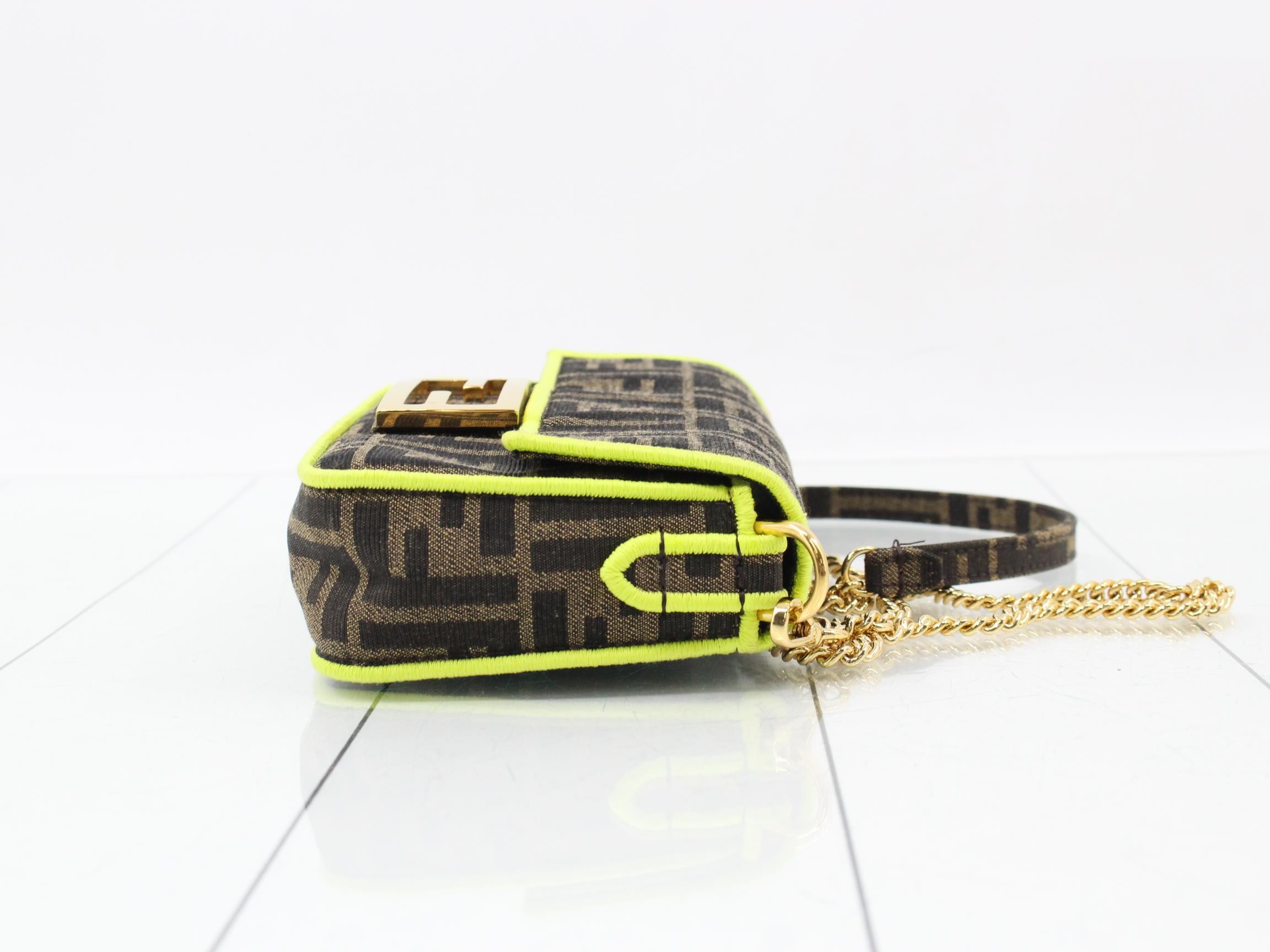Zucca Canvas Chain Shoulder Bag — view 3