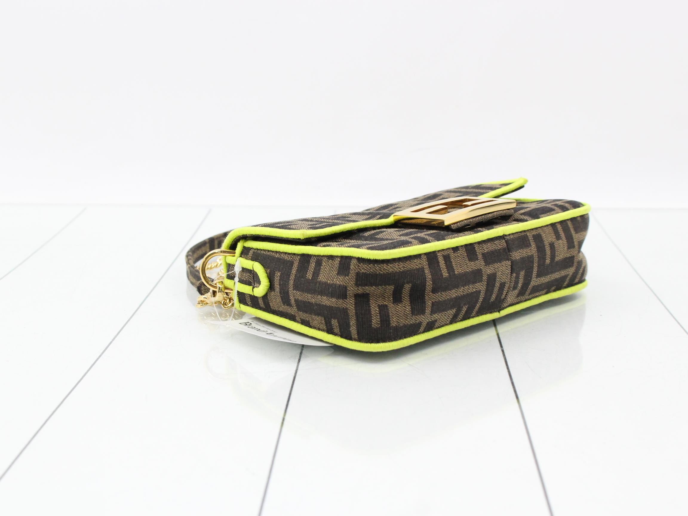 Zucca Canvas Chain Shoulder Bag — view 5
