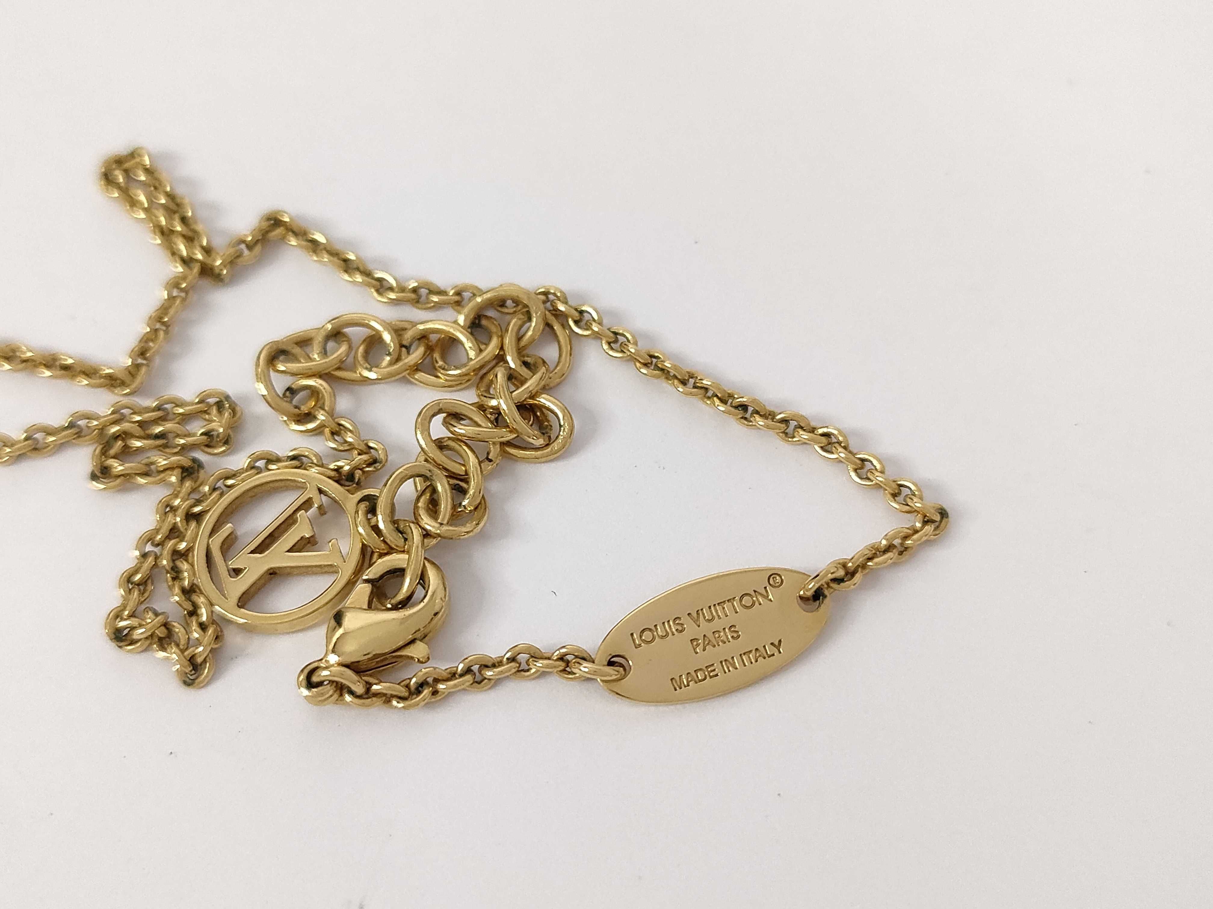 Essential V Necklace — view 5
