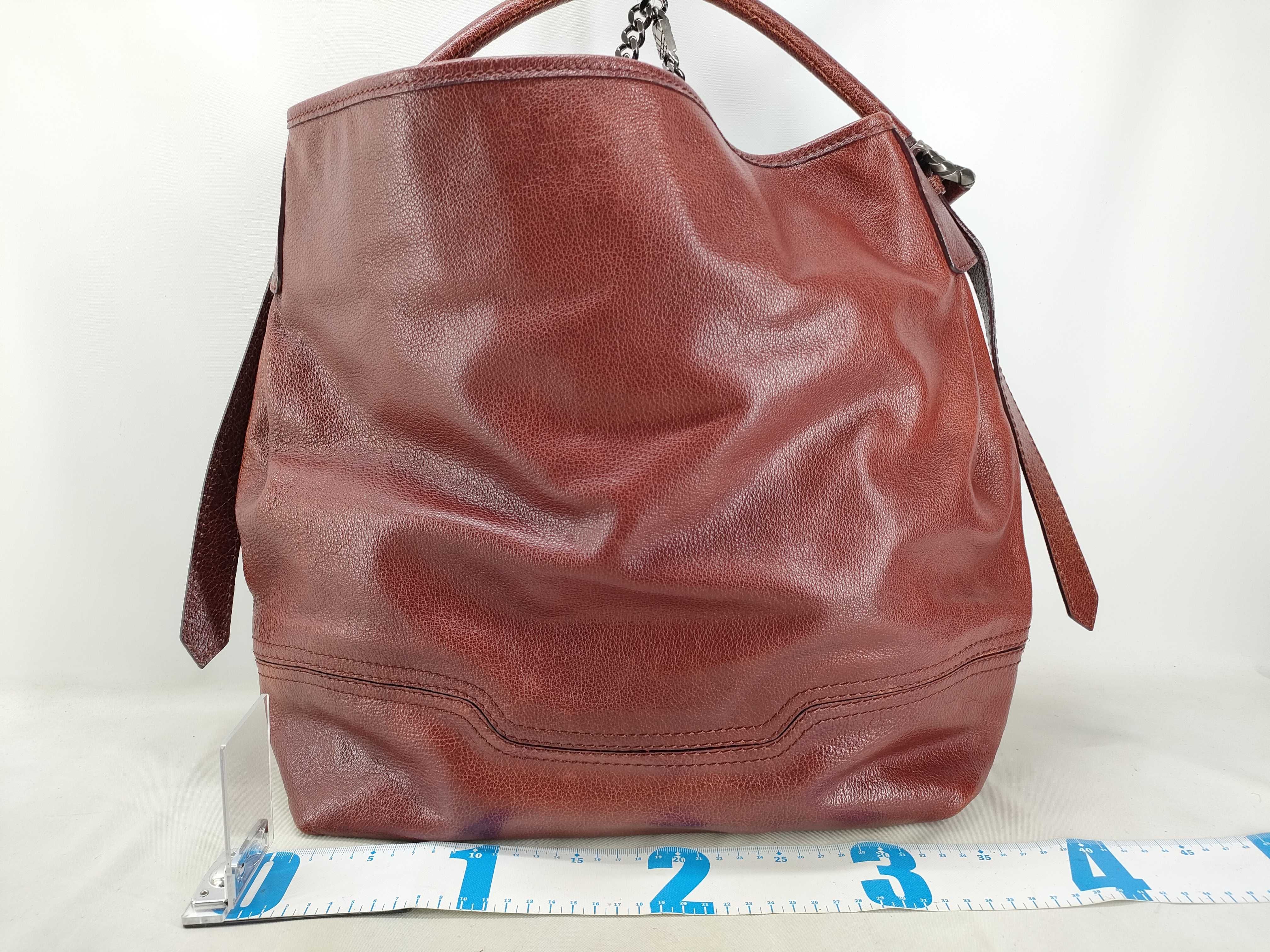 One-Shoulder Bag, Leather, Red Shoulder Bag — view 2
