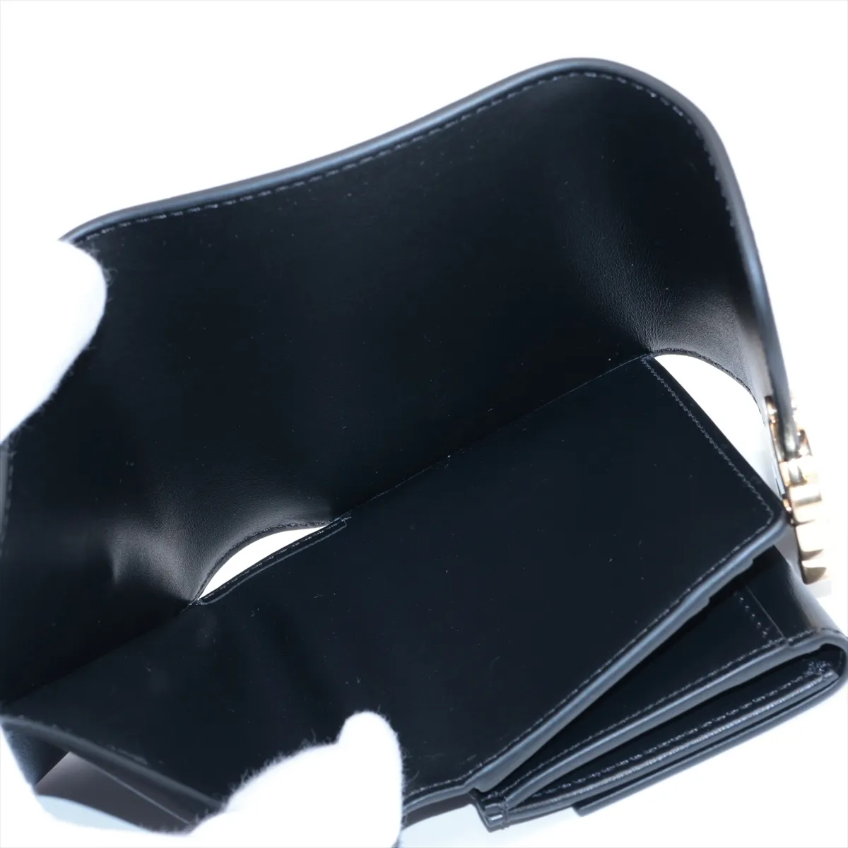 Triomphe Small Flap Wallet Leather Compact Wallet Black — view 6