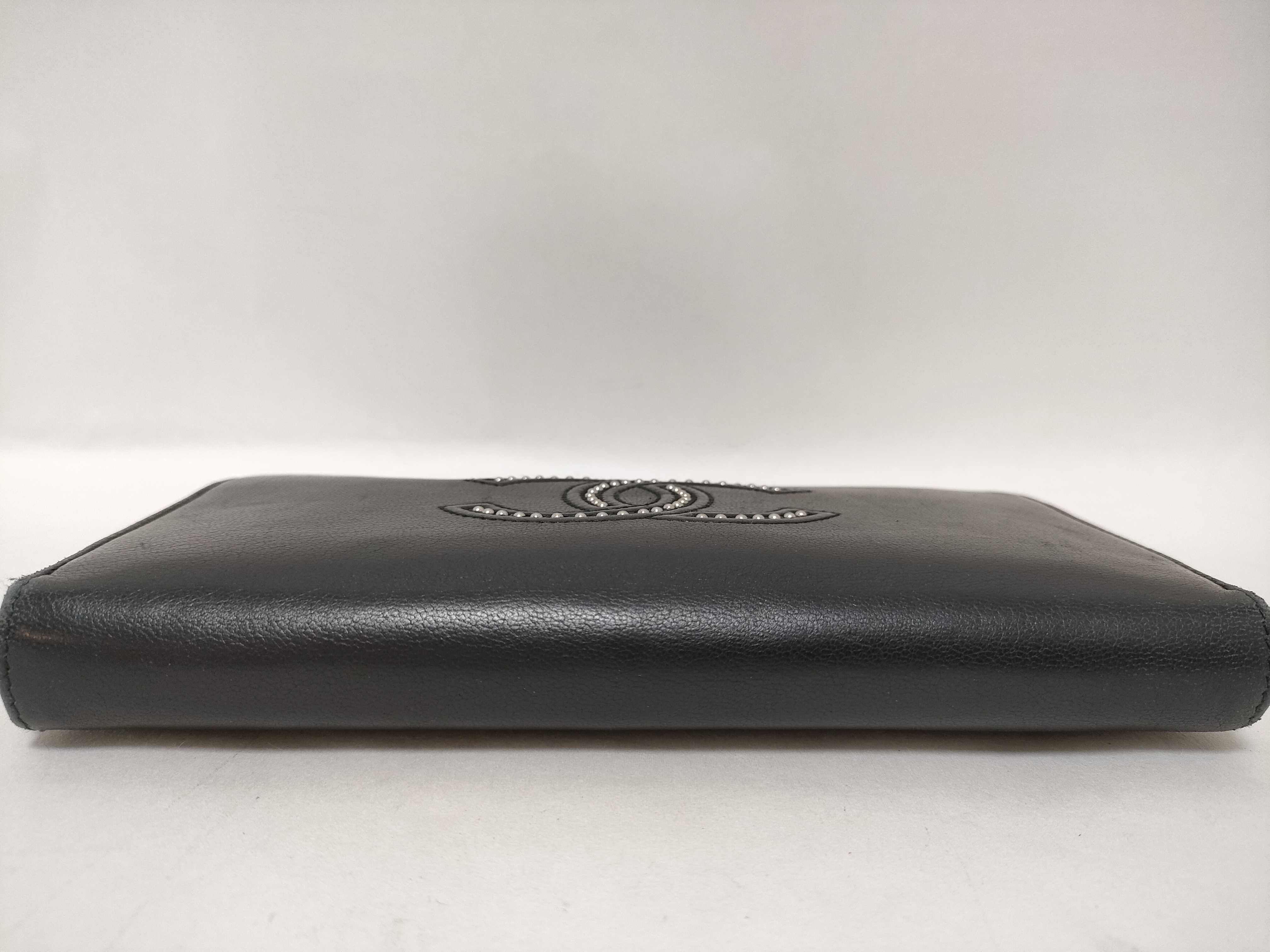 Coco Mark Front Zip Long Wallet — view 5