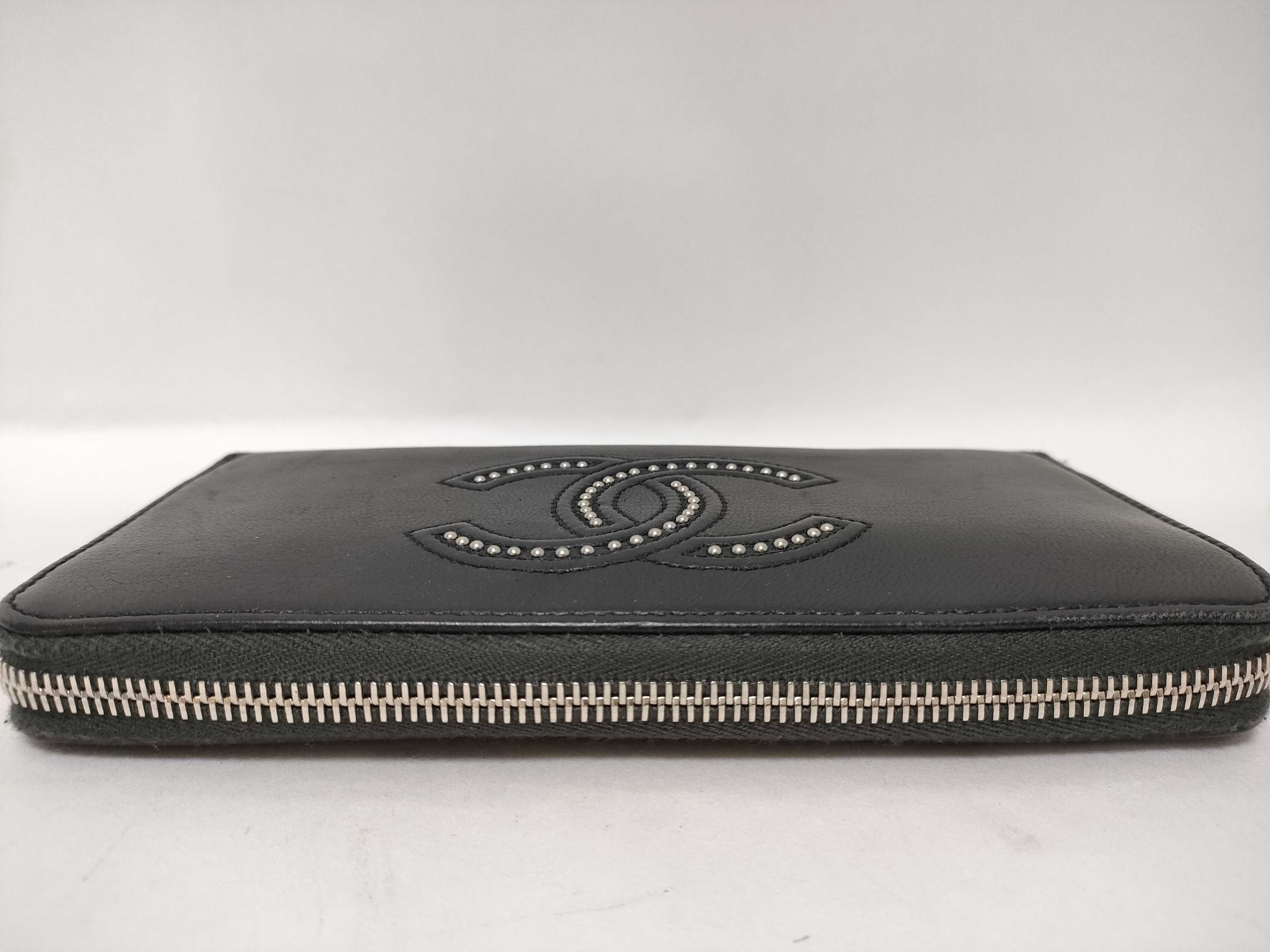 Coco Mark Front Zip Long Wallet — view 6