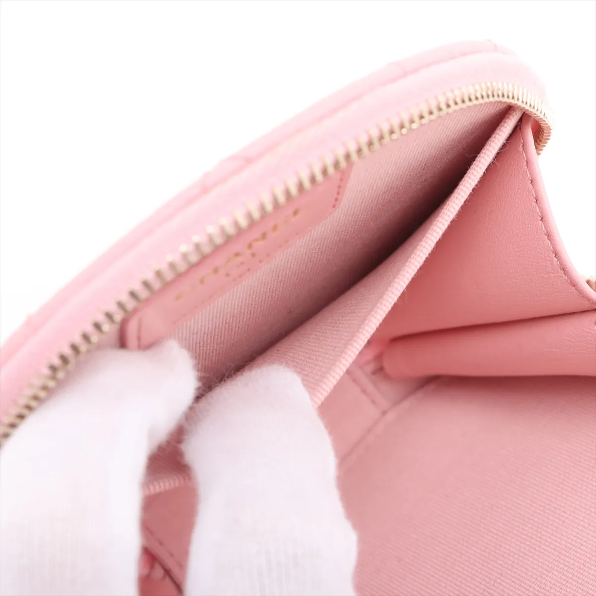 Matelassé Caviar Skin 2-Way Shoulder Bag, Round Shape, Pink, Gold Hardware, 31877728 (Serial Number 31) — view 11