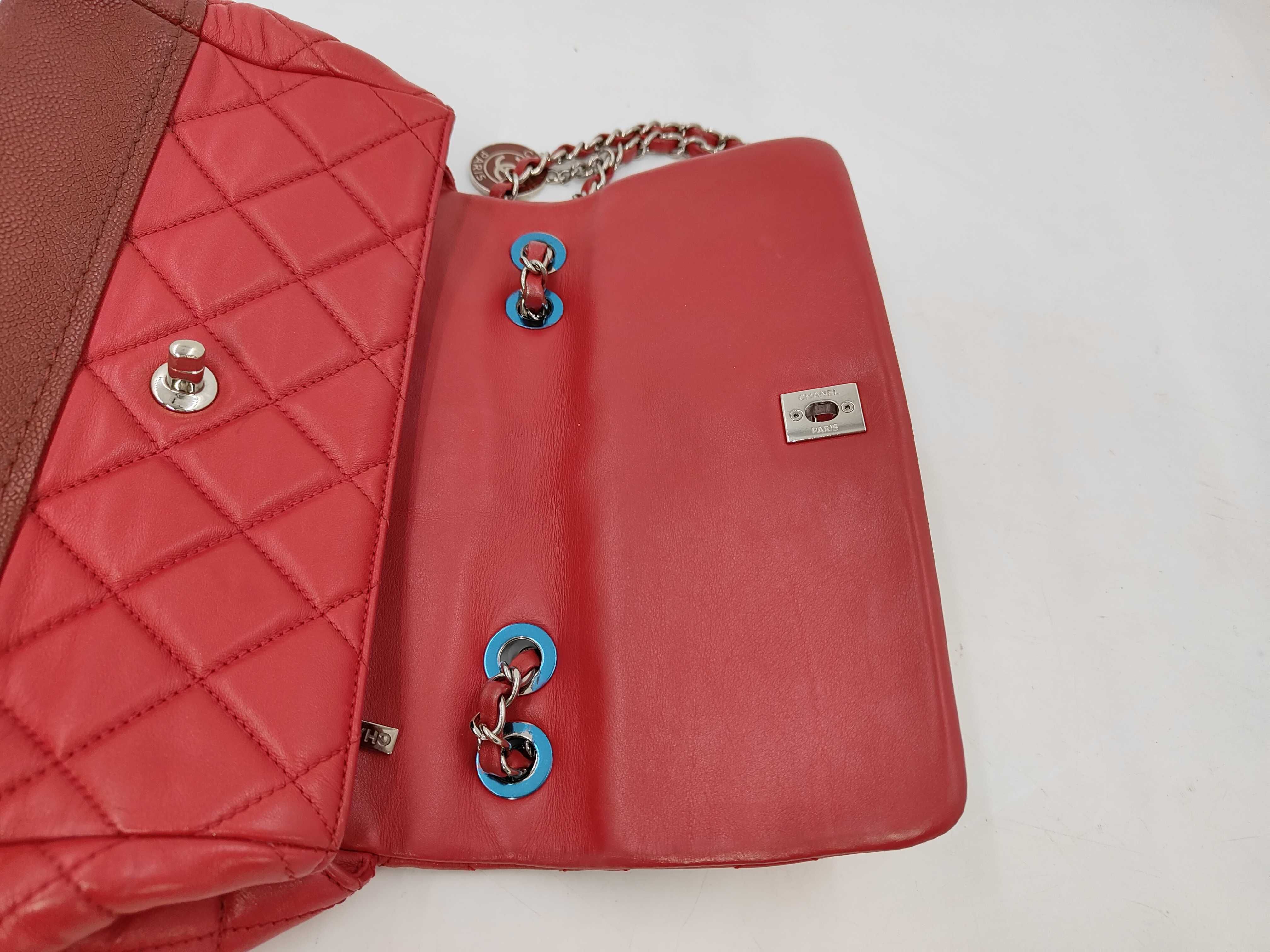 Matelassé Caviar Skin x Lambskin Chain Shoulder Bag, Red x Bordeaux, with original seal, serial number 19 series. — view 7