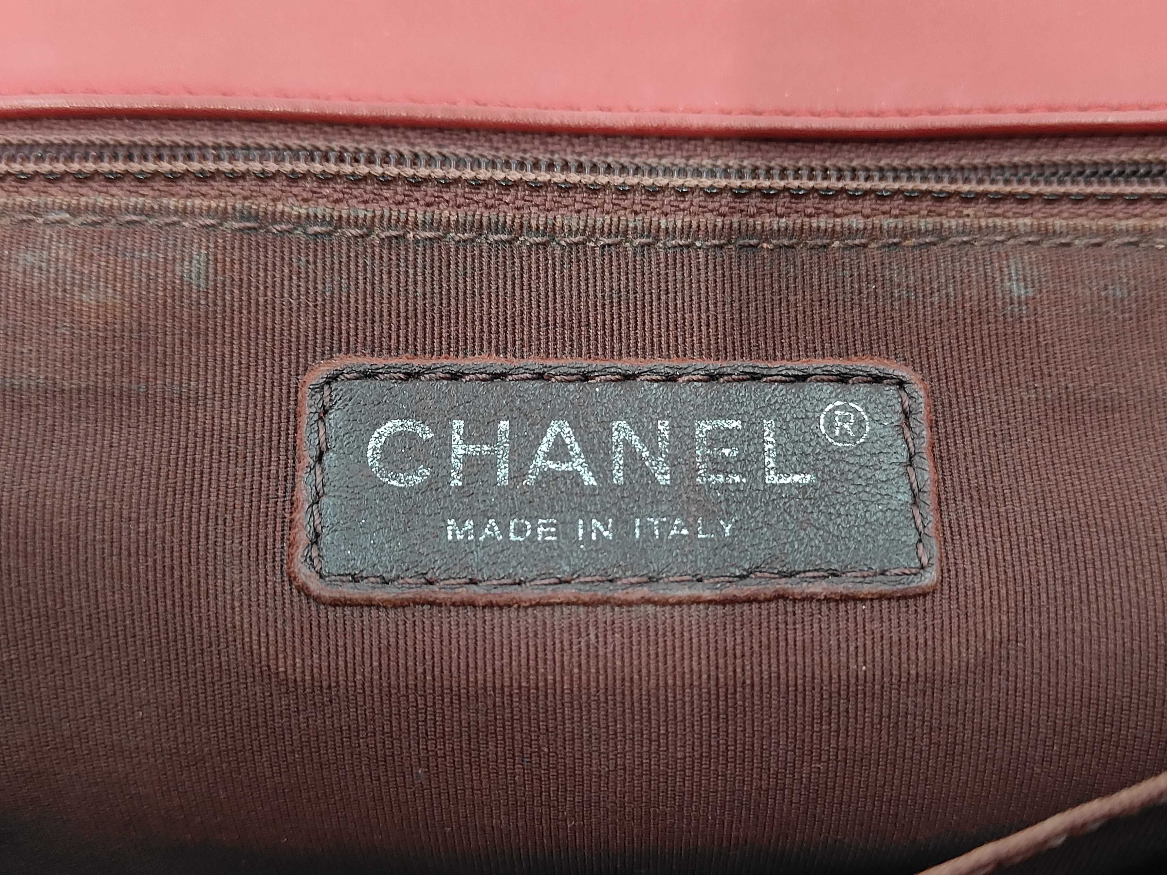 Matelassé Caviar Skin x Lambskin Chain Shoulder Bag, Red x Bordeaux, with original seal, serial number 19 series. — view 10