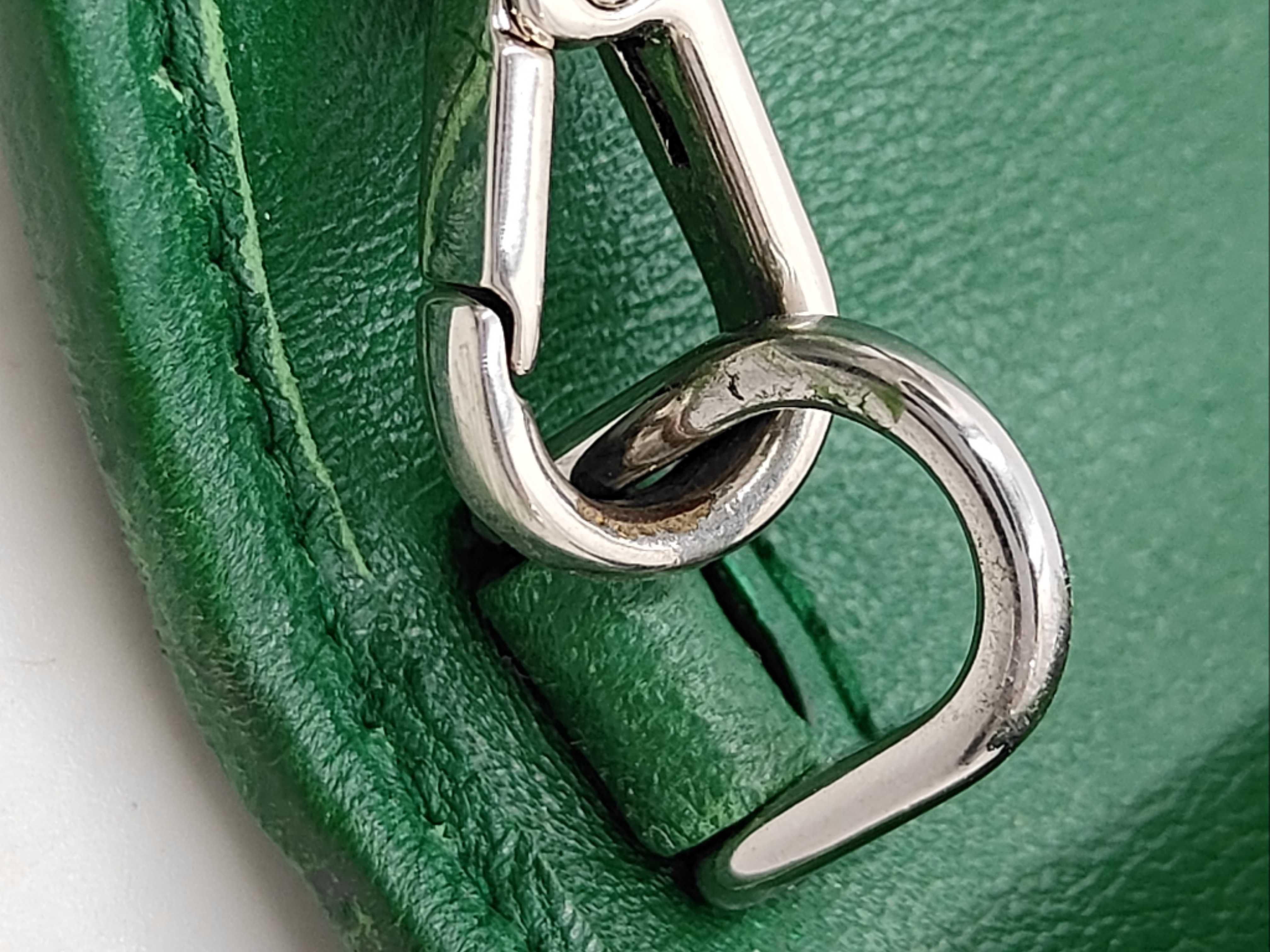 Nappa Leather Gaufre Chain Wallet Cross Bag Wallet — view 5