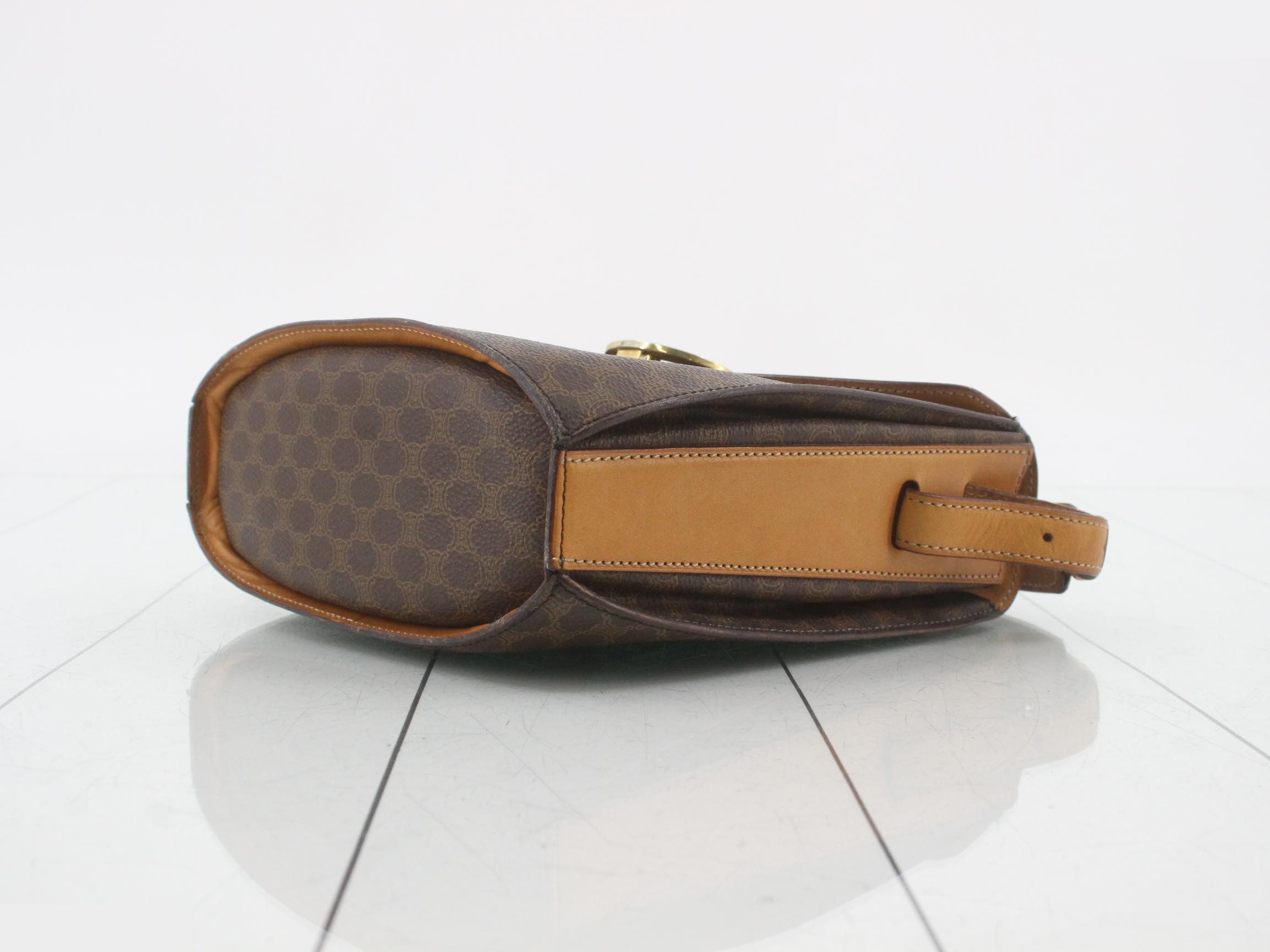 Macadam Circle Logo Bag — view 6