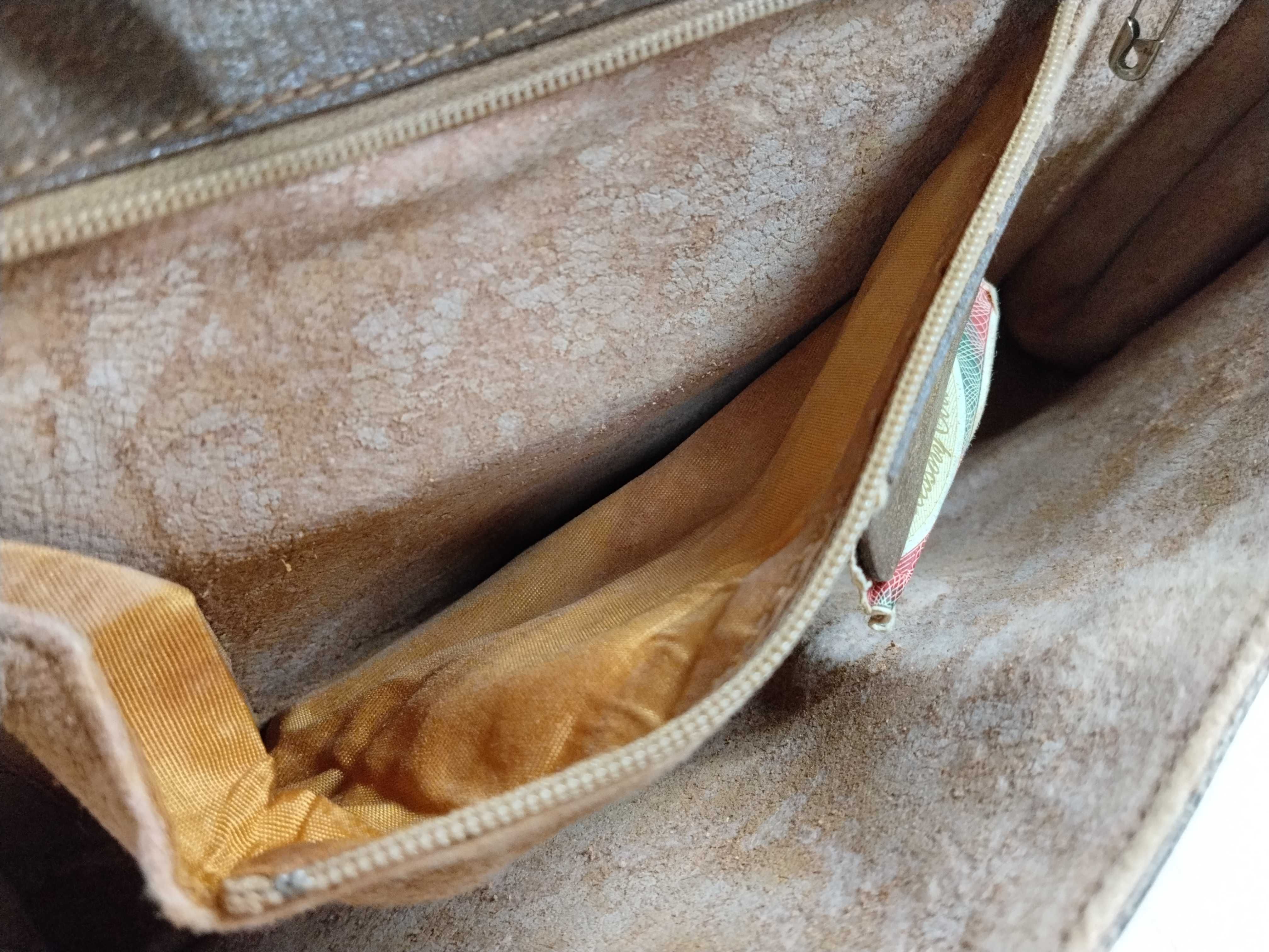 GG Supreme Shoulder Bag 904 02 050 — view 14