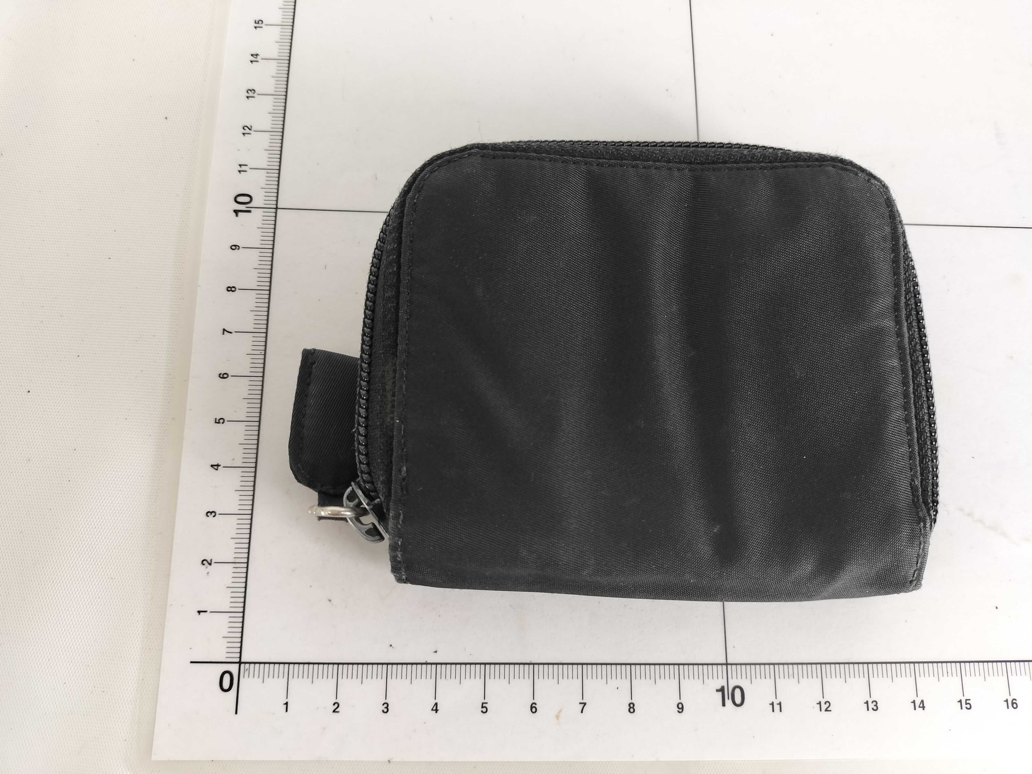 Nylon Wallet Zippy Wallet Black Bi-fold Wallet — view 11