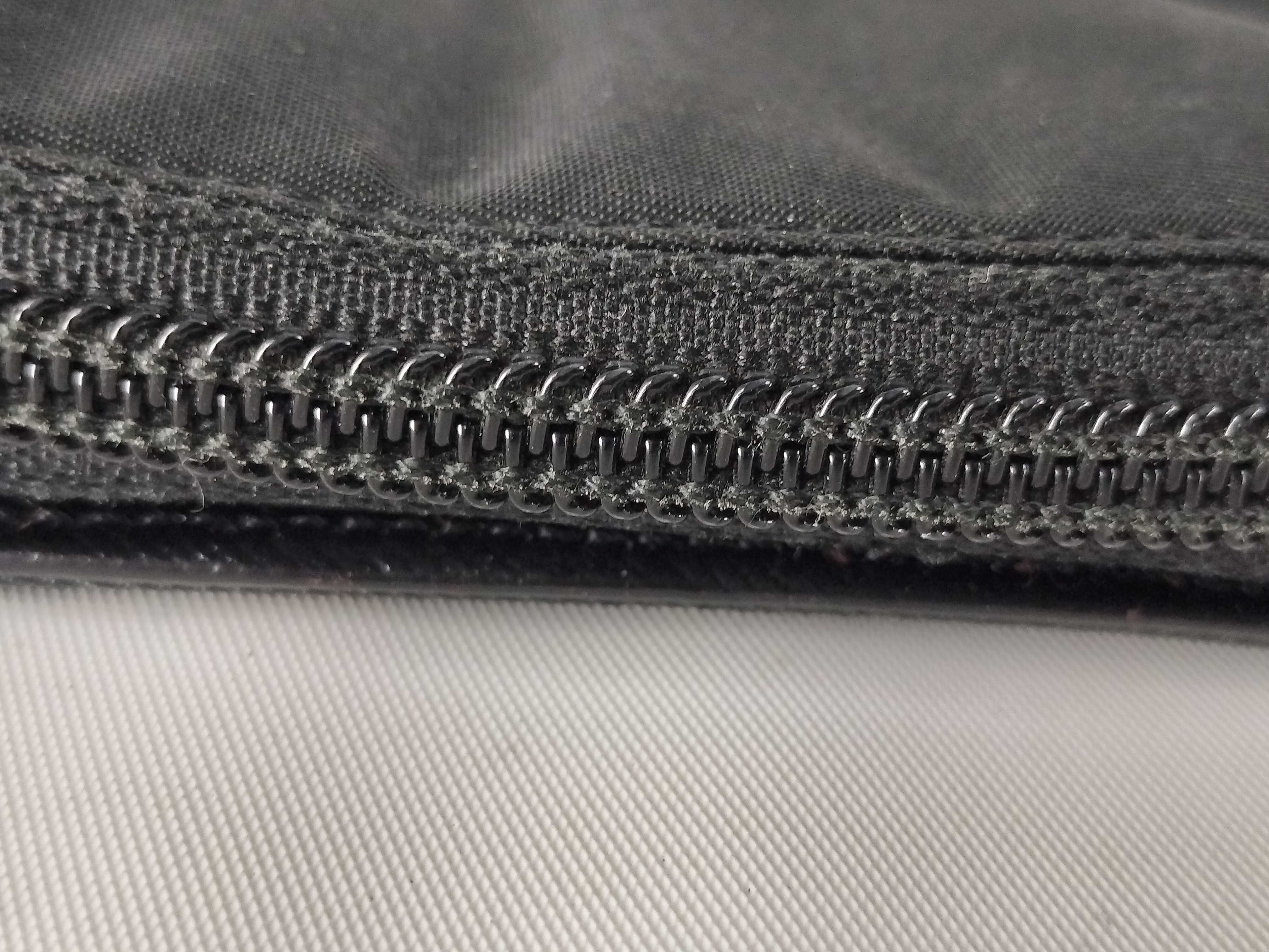 Nylon Wallet Zippy Wallet Black Bi-fold Wallet — view 6