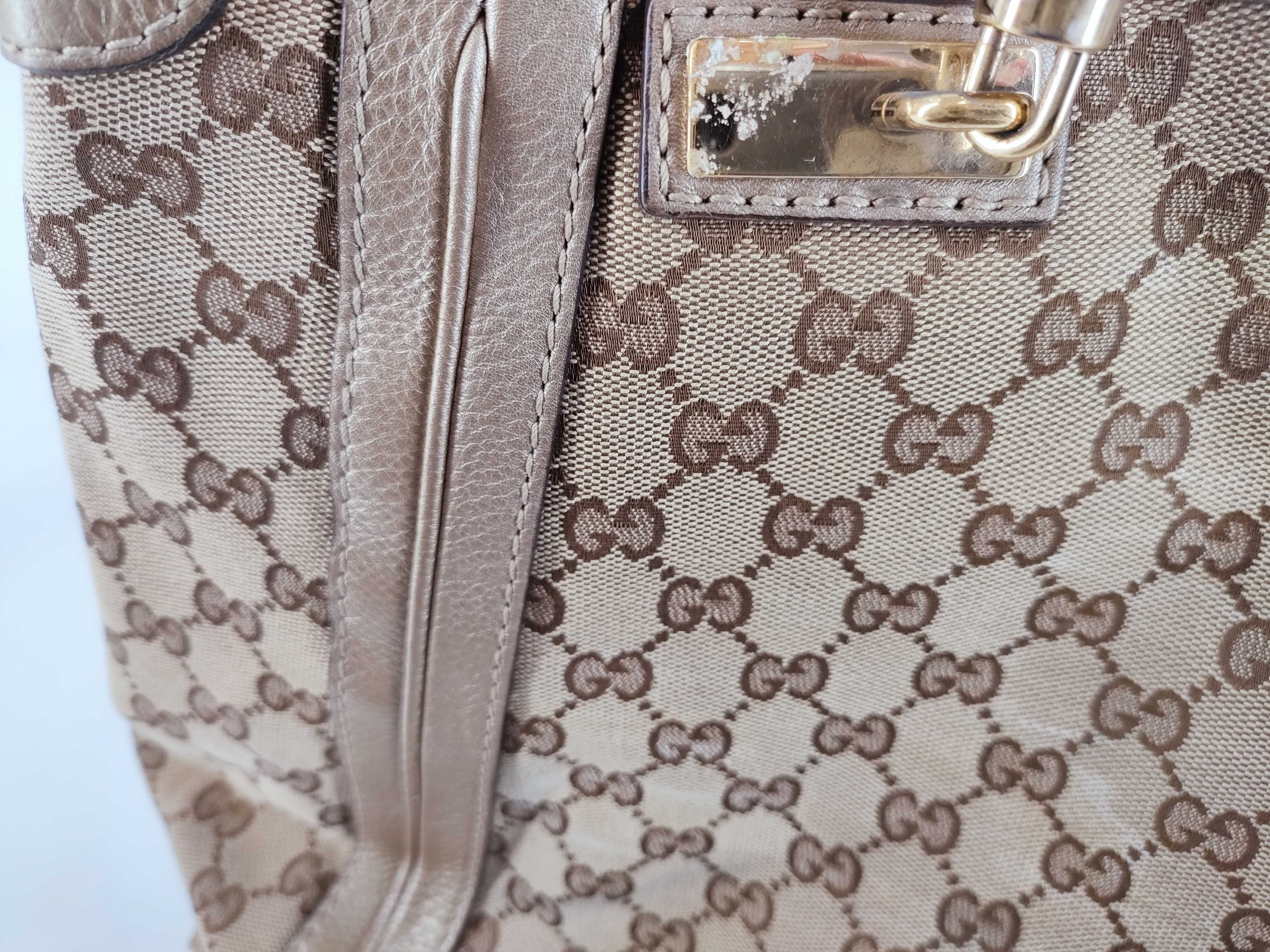 GG Canvas Shoulder Bag — view 14