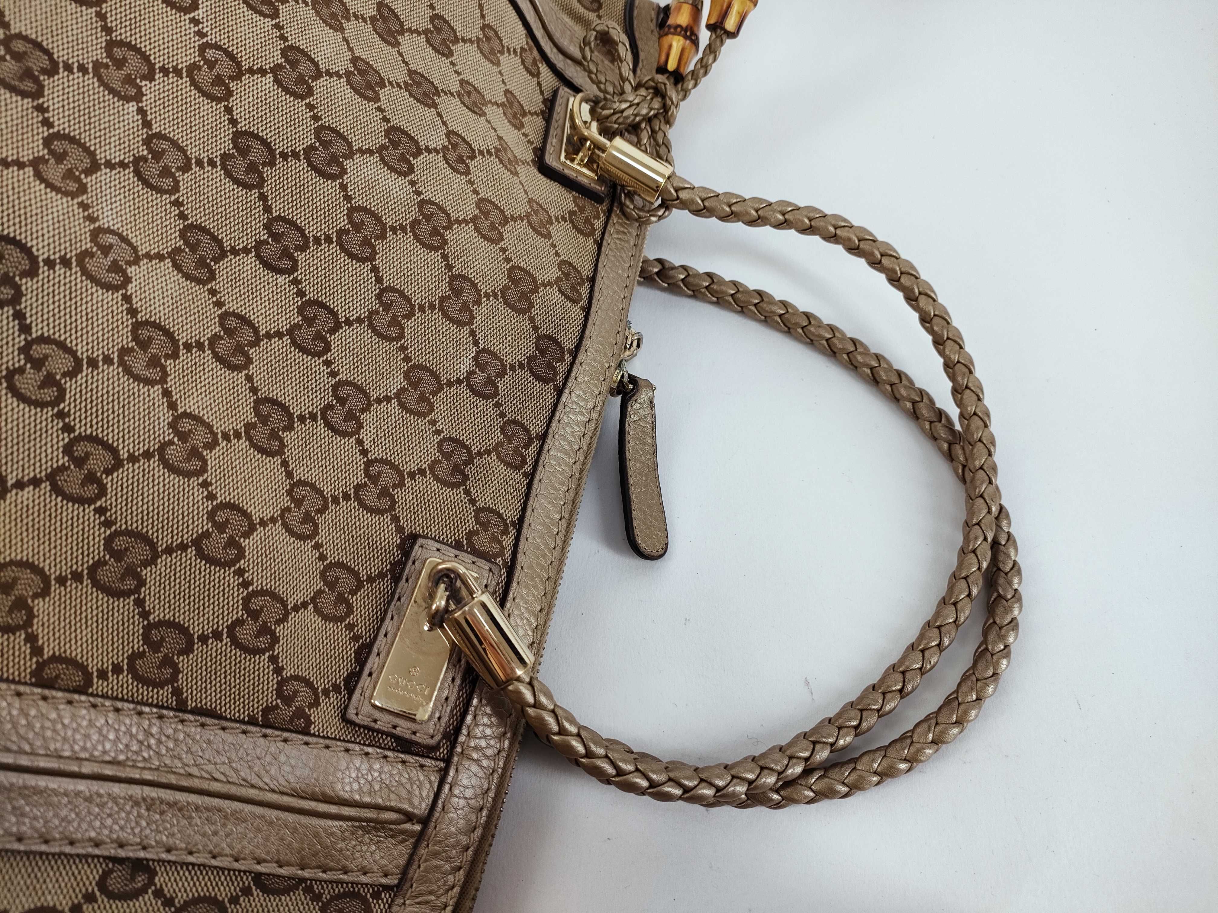 GG Canvas Shoulder Bag — view 3