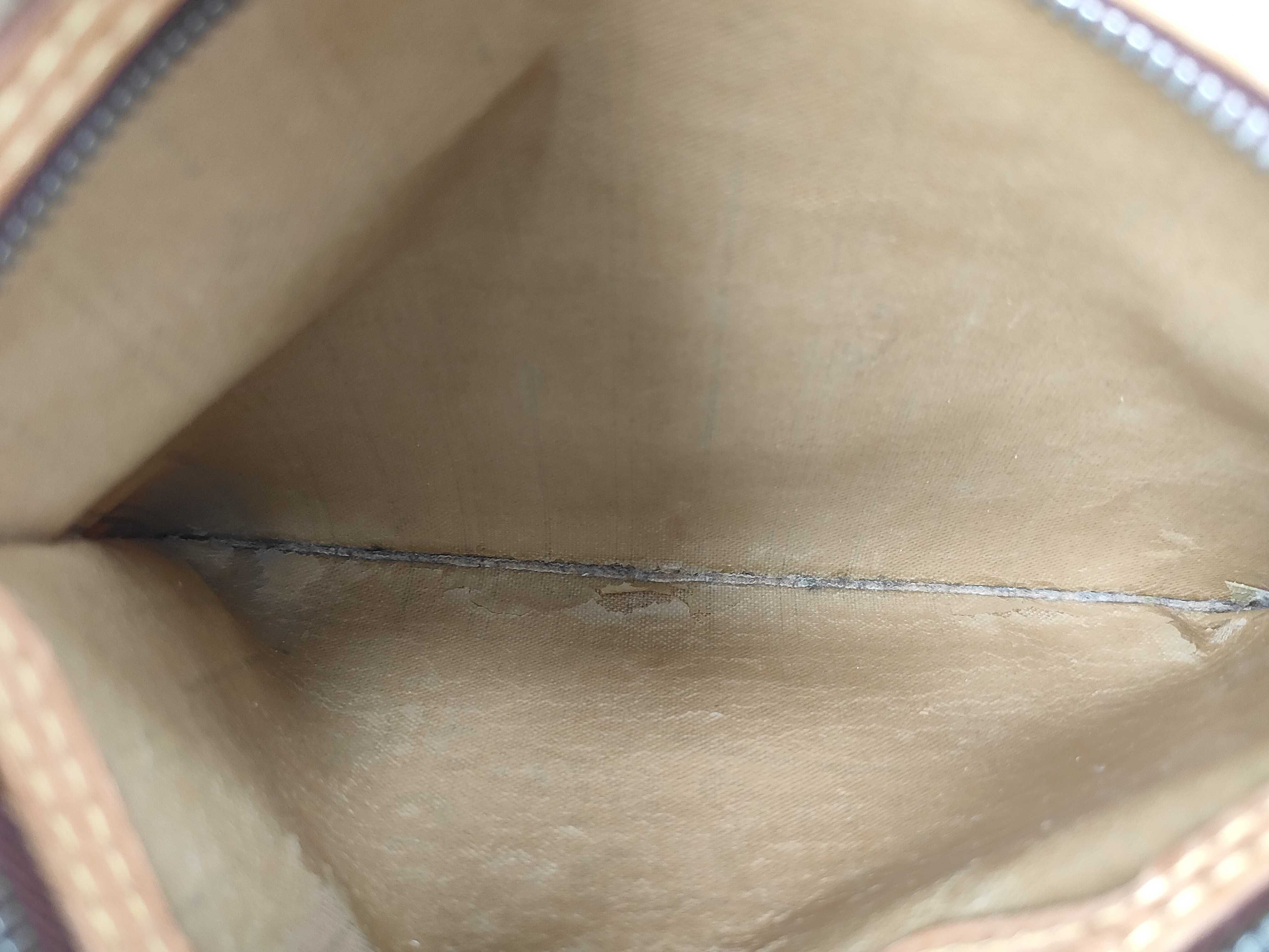 Monogram Neverfull PM (older model) Tote bag with deteriorated interior. — view 14