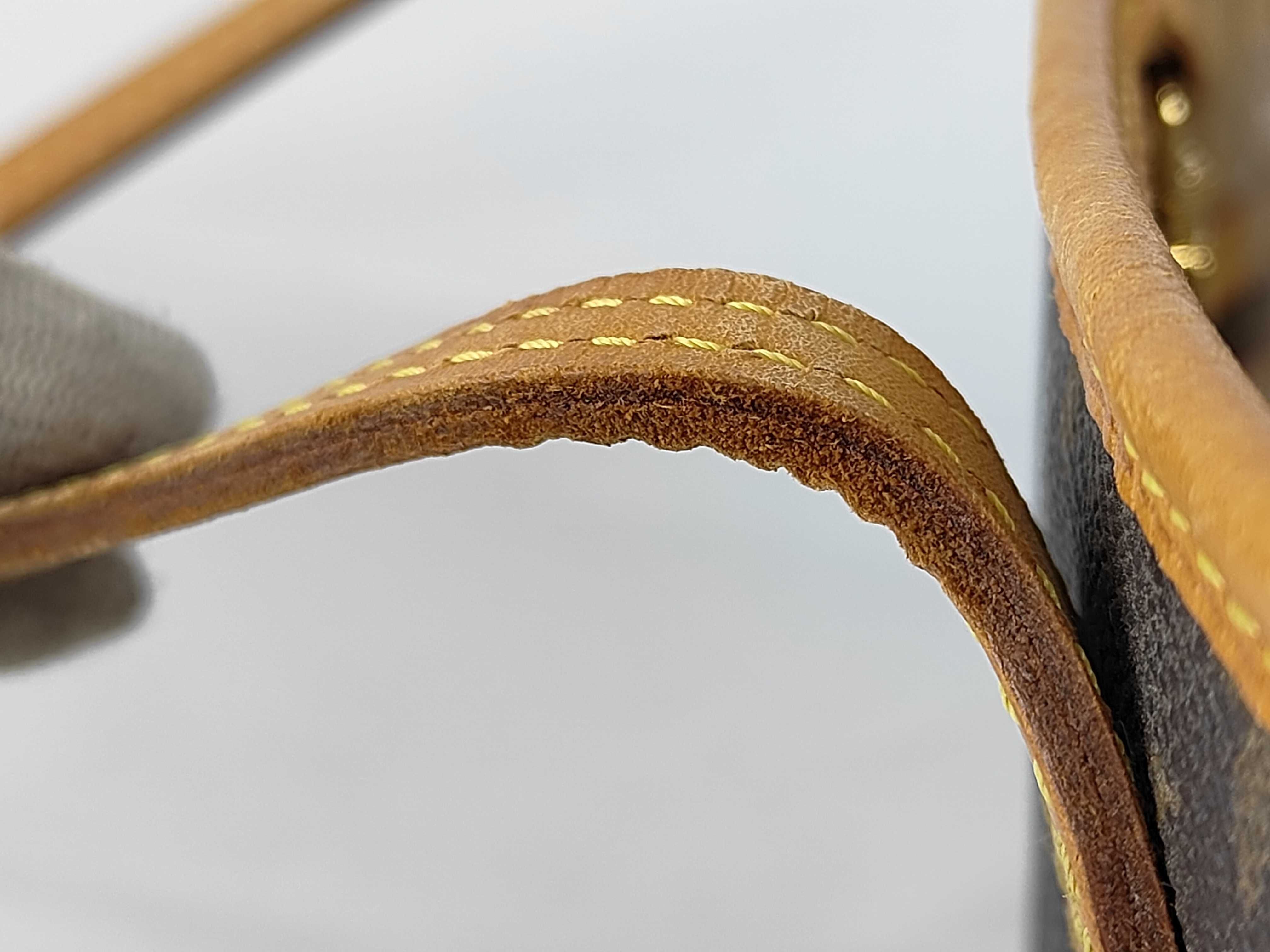Monogram Neverfull PM (older model) Tote bag with deteriorated interior. — view 5
