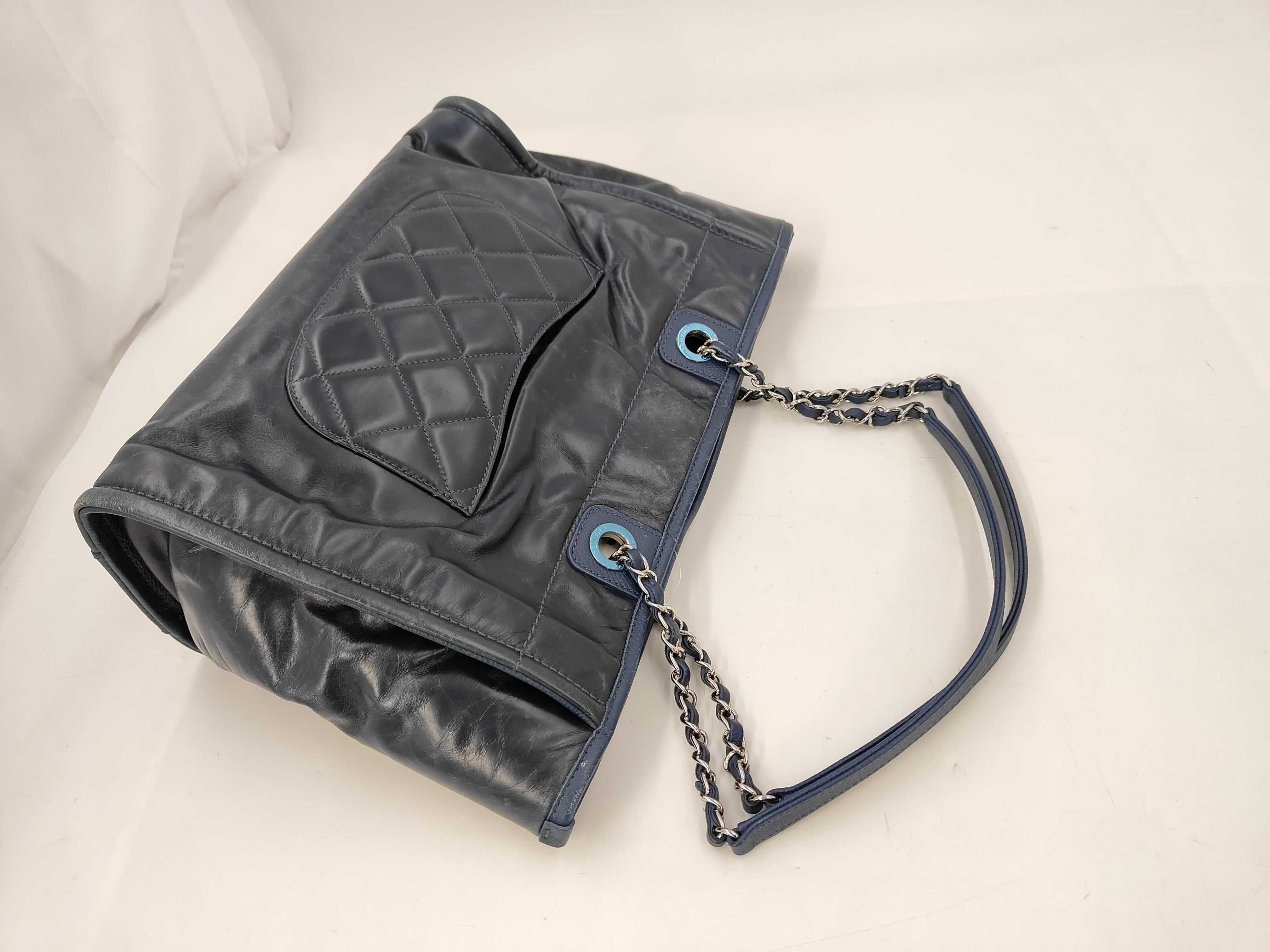Deauville Navy Calf Leather Tote Bag — view 5