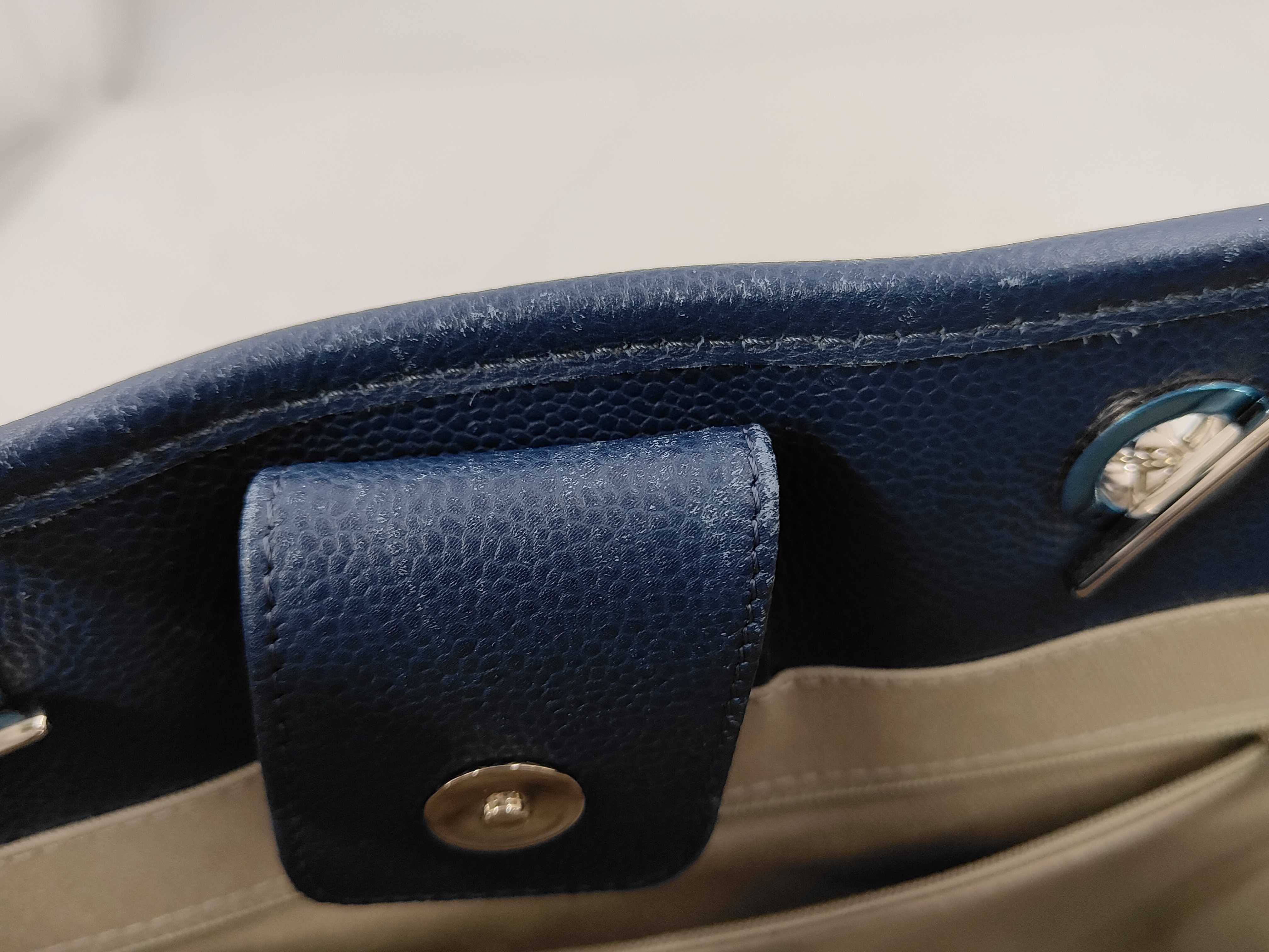 Deauville Navy Calf Leather Tote Bag — view 8