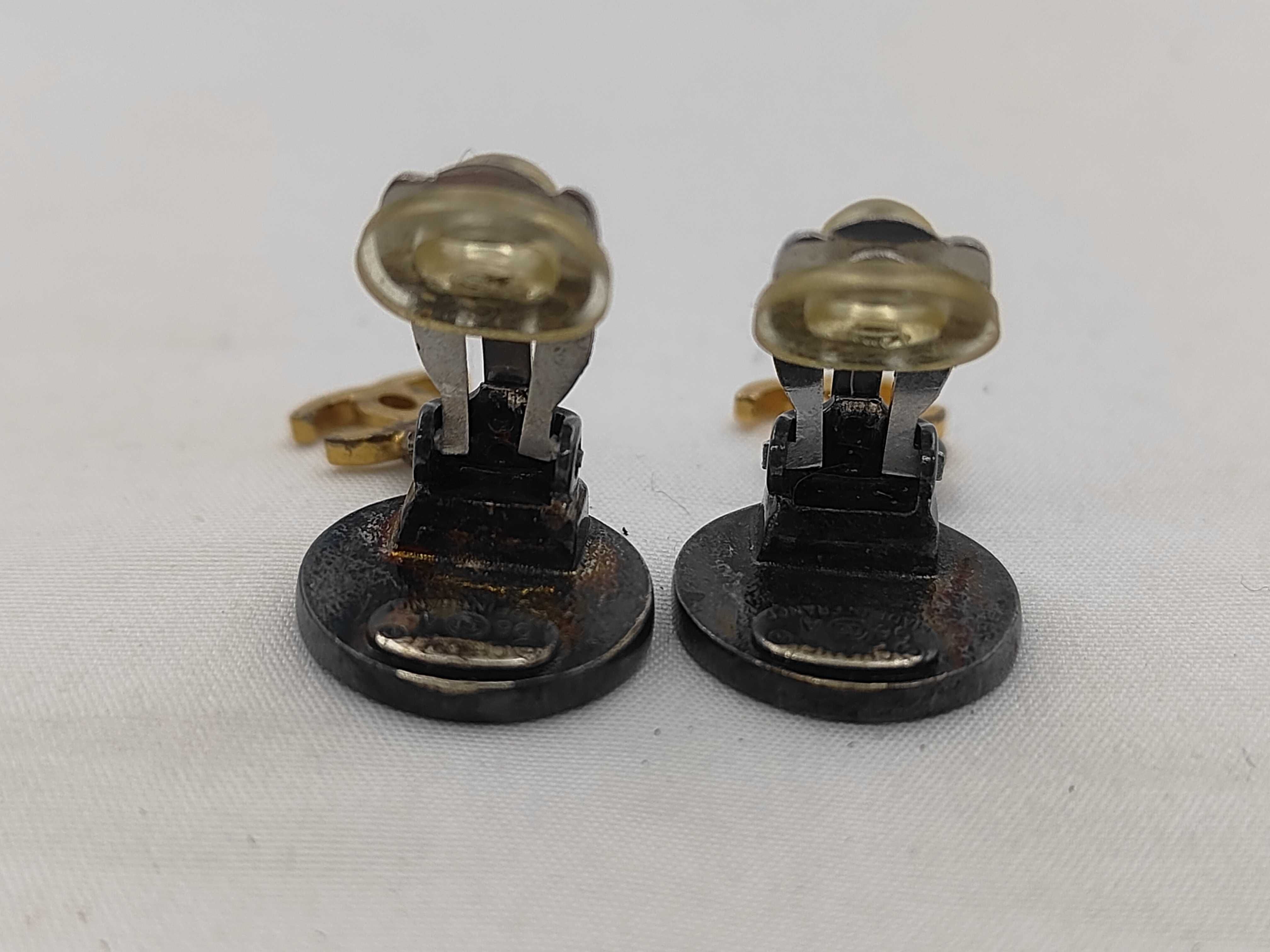 96A earrings — view 4