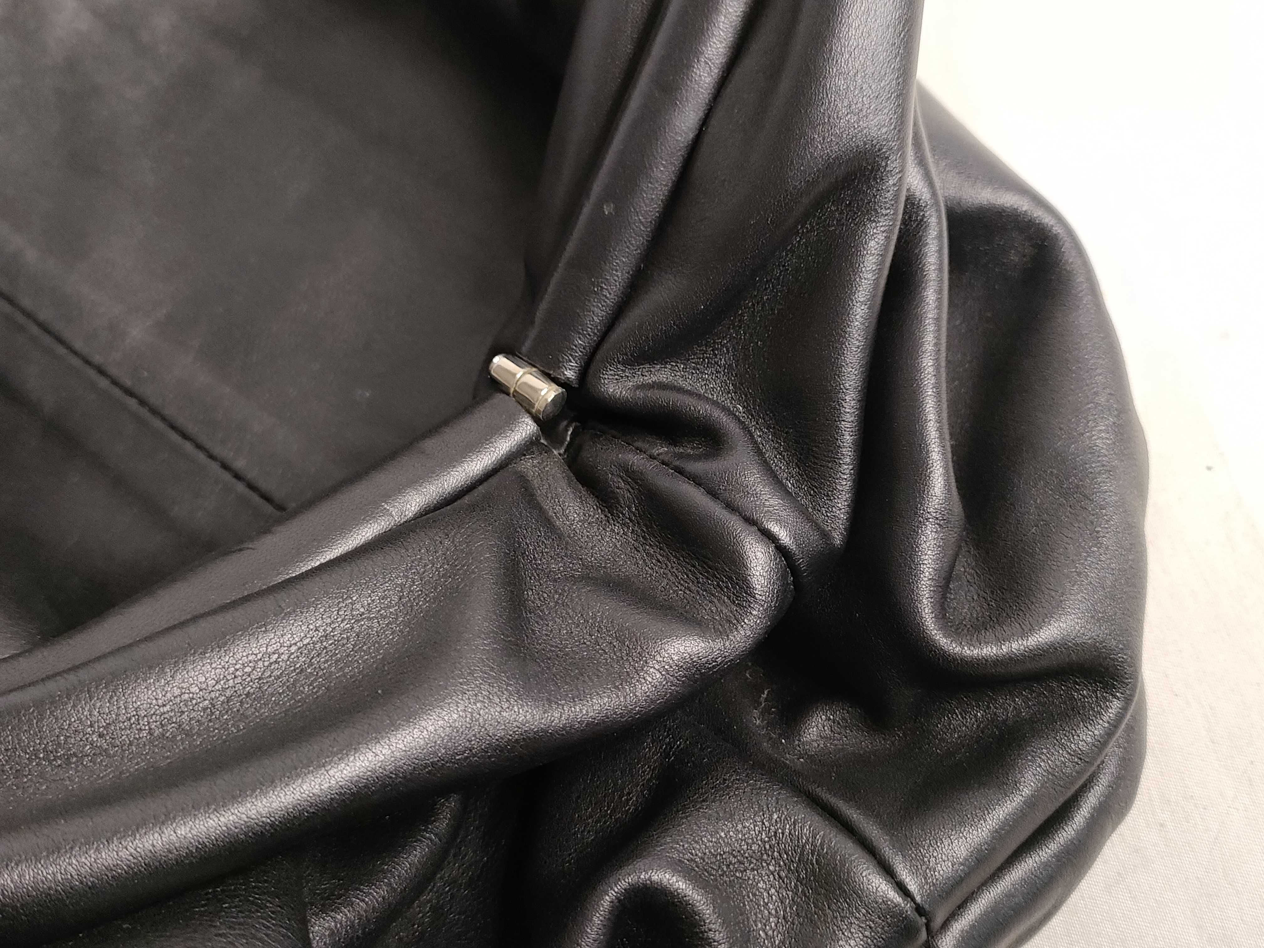SG - The Pouch Leather Clutch bag Black — view 10