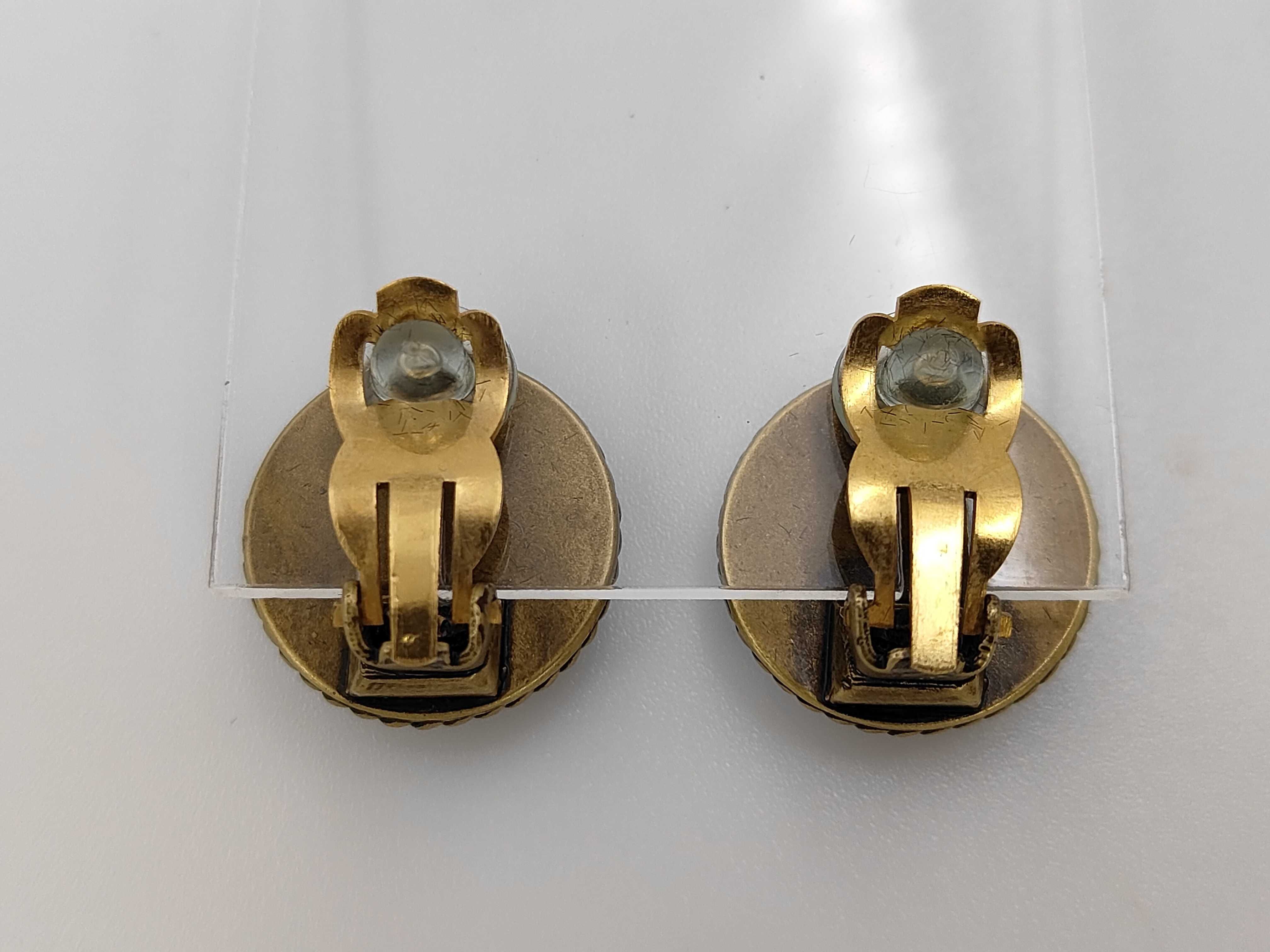earrings — view 2