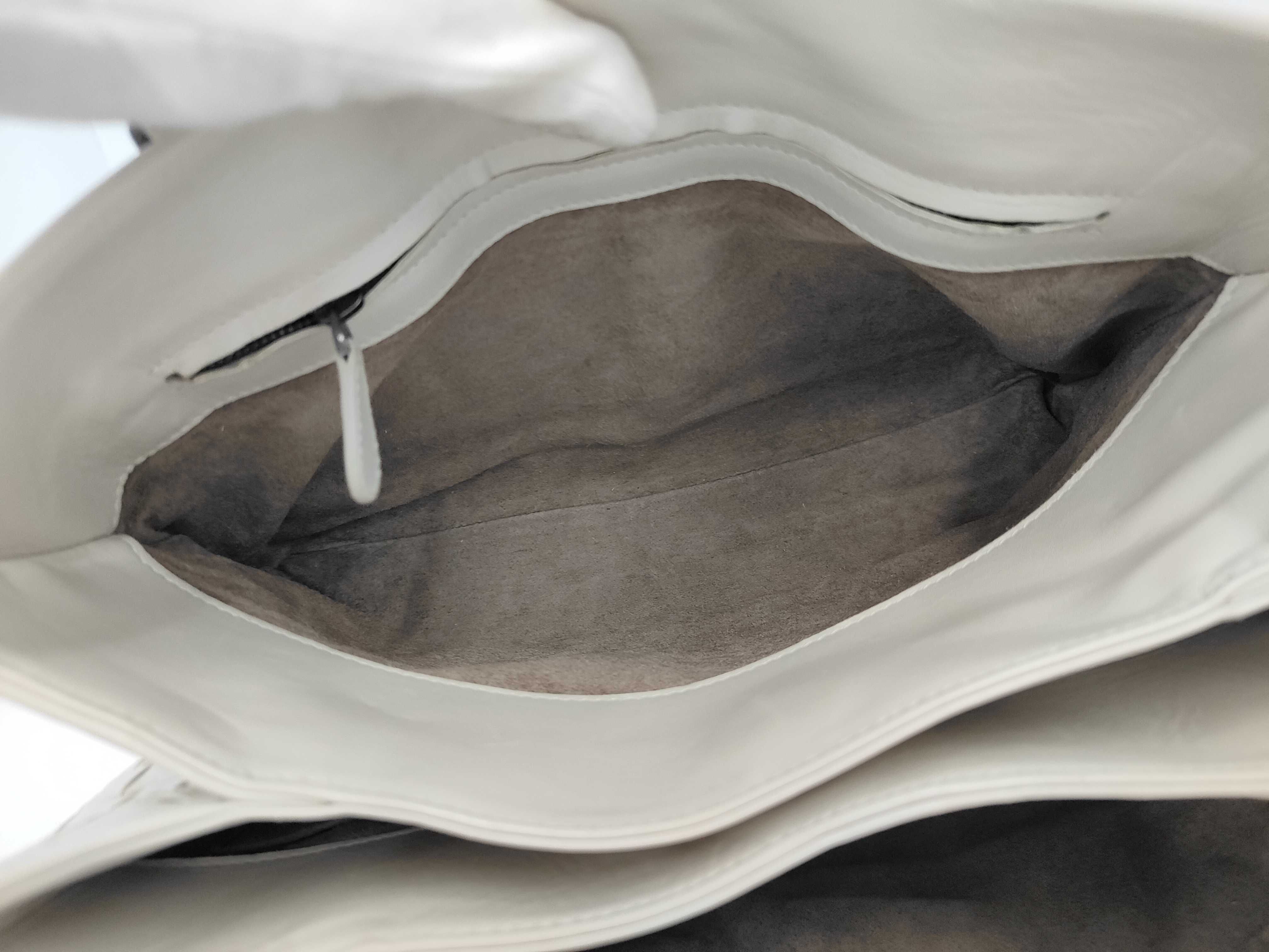 Intrecciato Roma Handbag — view 8