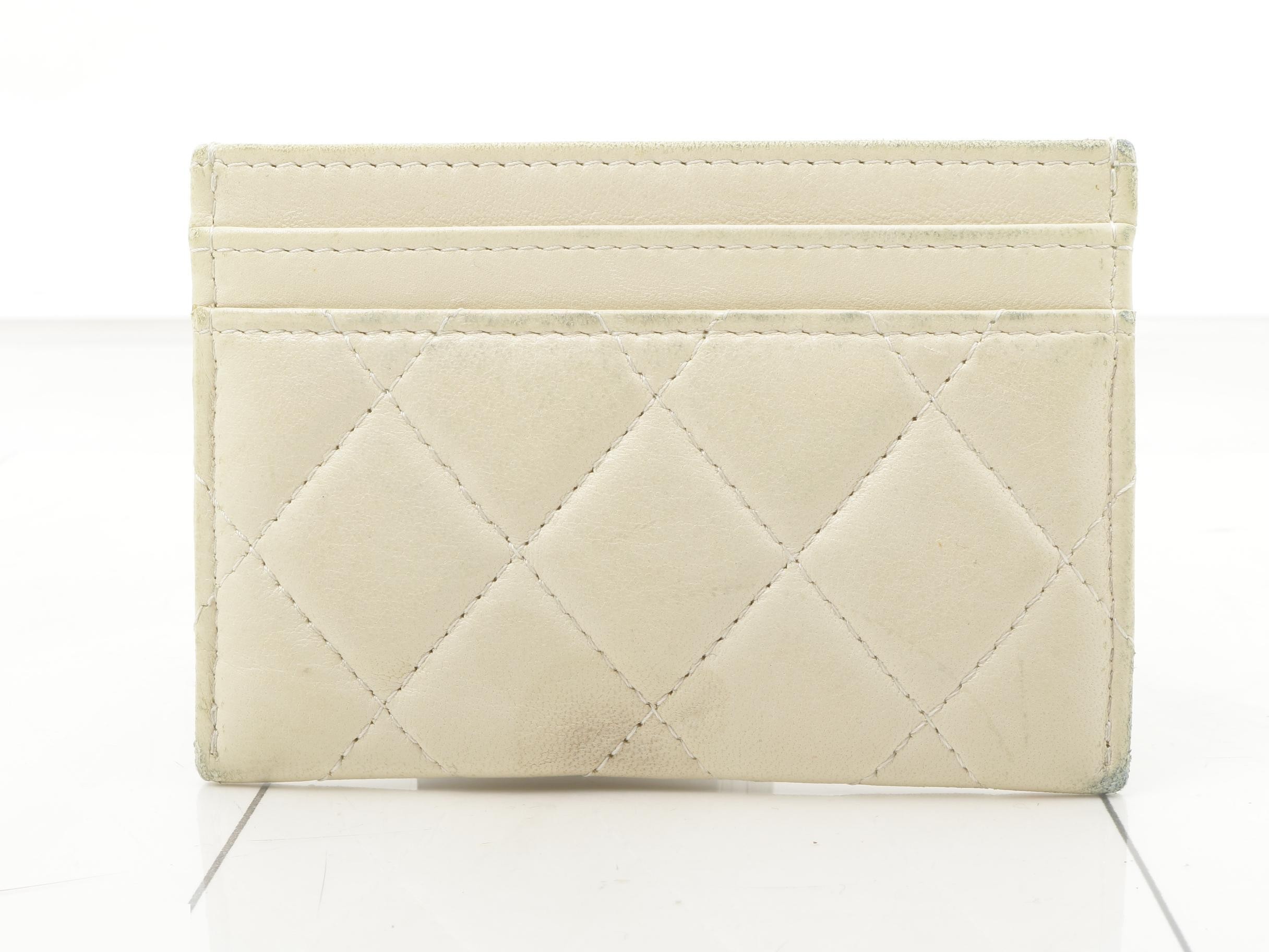 Matelassé (bag) and card case — view 2
