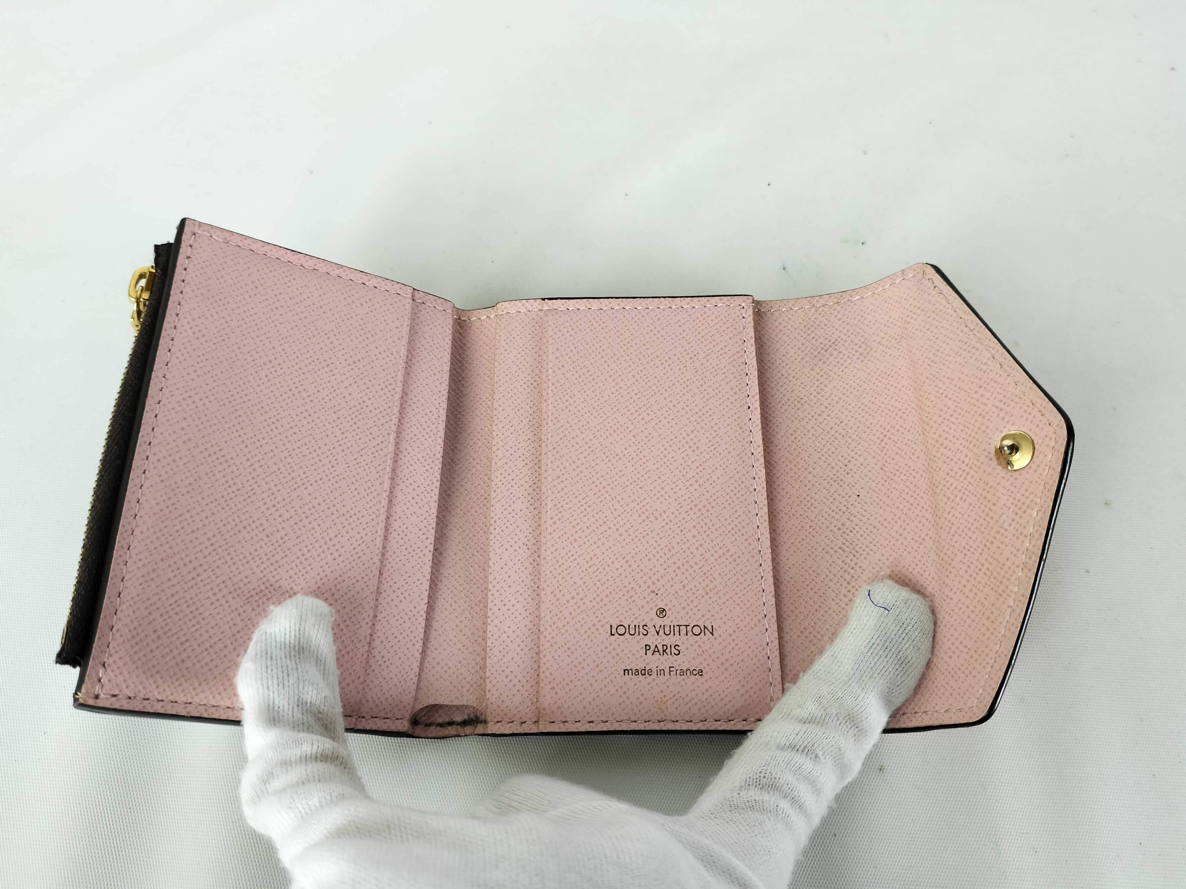 wallet — view 7