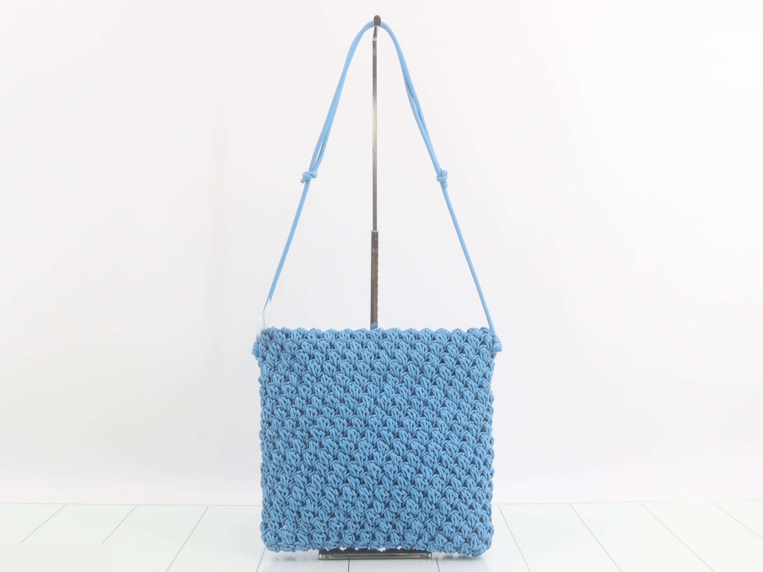 Intrecciato shoulder bag, leather, blue — view 2