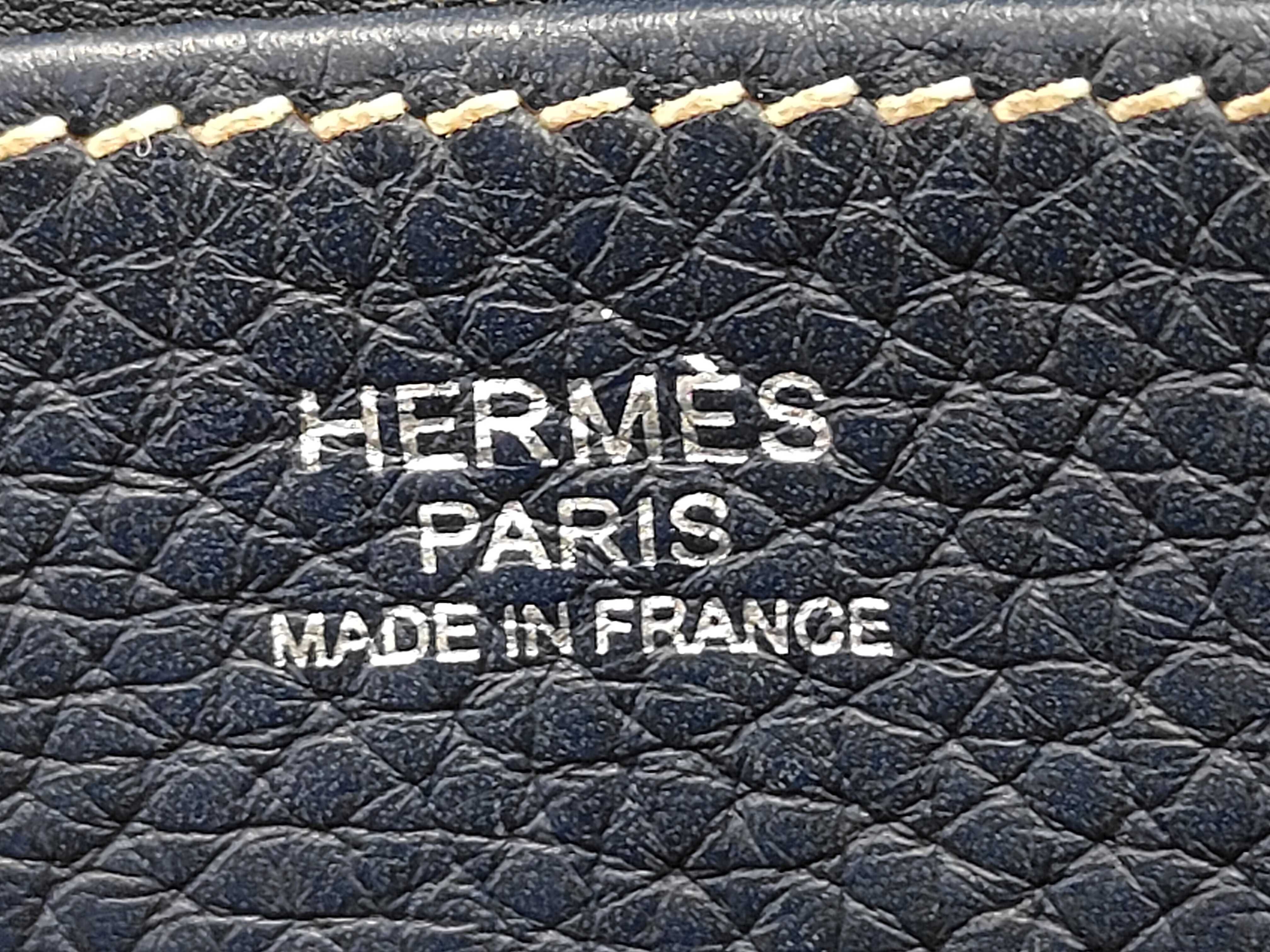 Arzan 31 Taurillon Clemence Blue Saphir Silver Hardware A Stamp Handbag — view 9