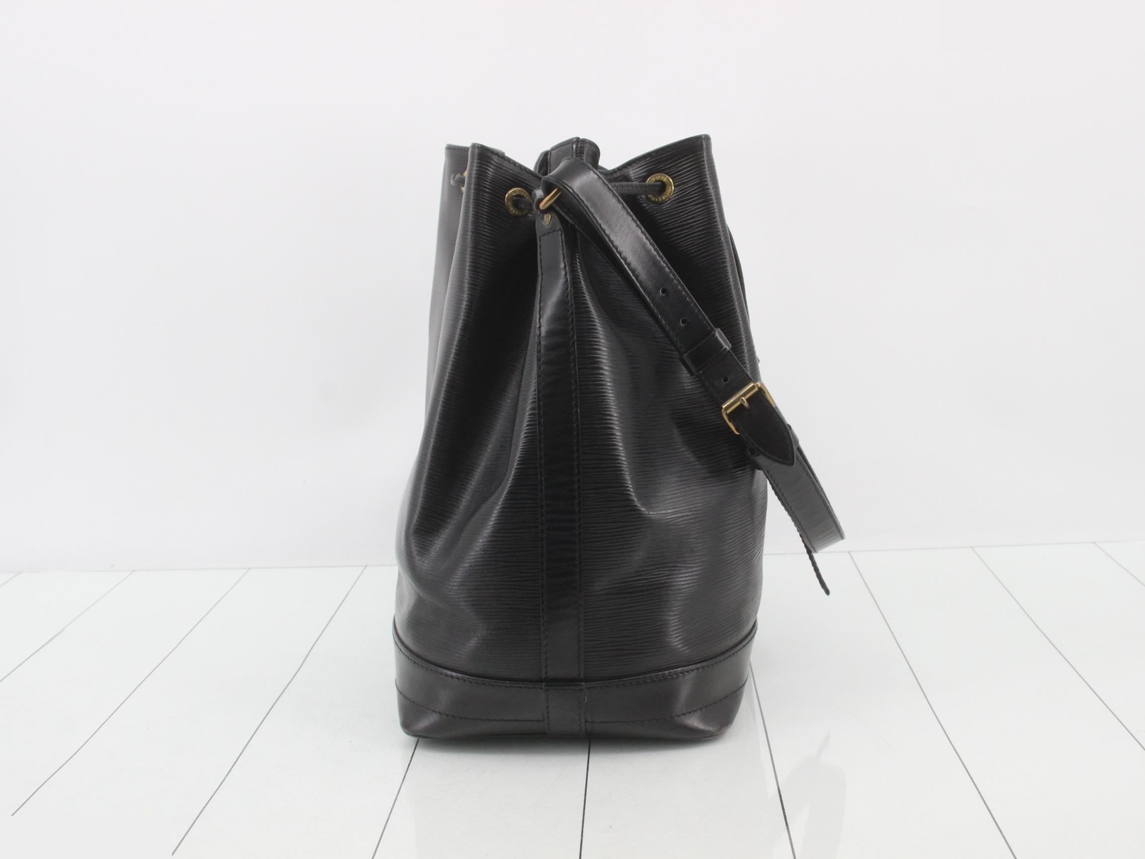 Noe Noir Epi Shoulder Bag — view 4